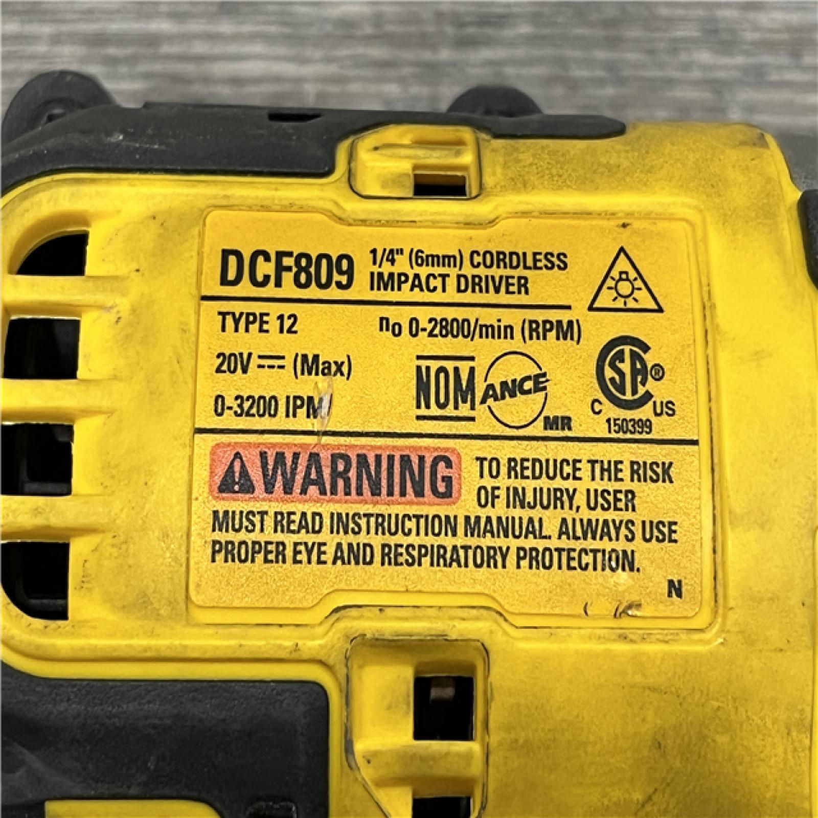 AS-IS DEWALT Atomic 20V Max Lithium-Ion Brushless Cordless Compact 1/4 in. Impact Driver Kit