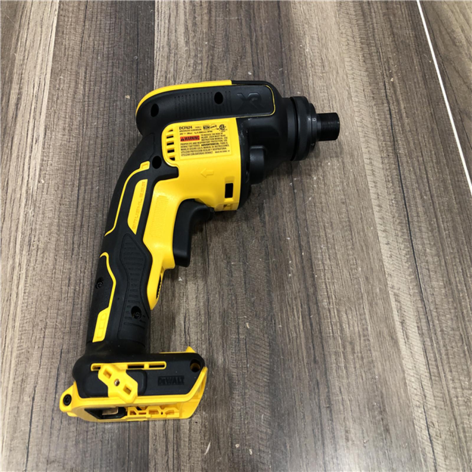 AS-IS DEWALT 20V MAX XR Cordless Brushless Drywall Screw Gun Threaded Clutch Housing (Tool Only)