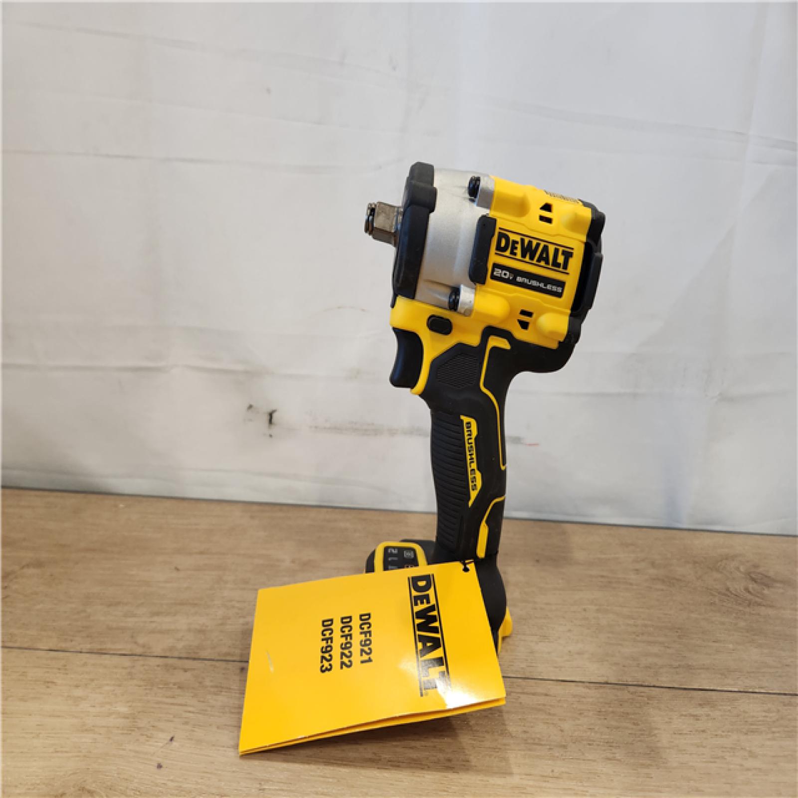 AS-IS- DeWalt 20V MAX ATOMIC 1/2 in. Cordless Brushless Compact Impact Wrench Tool Only