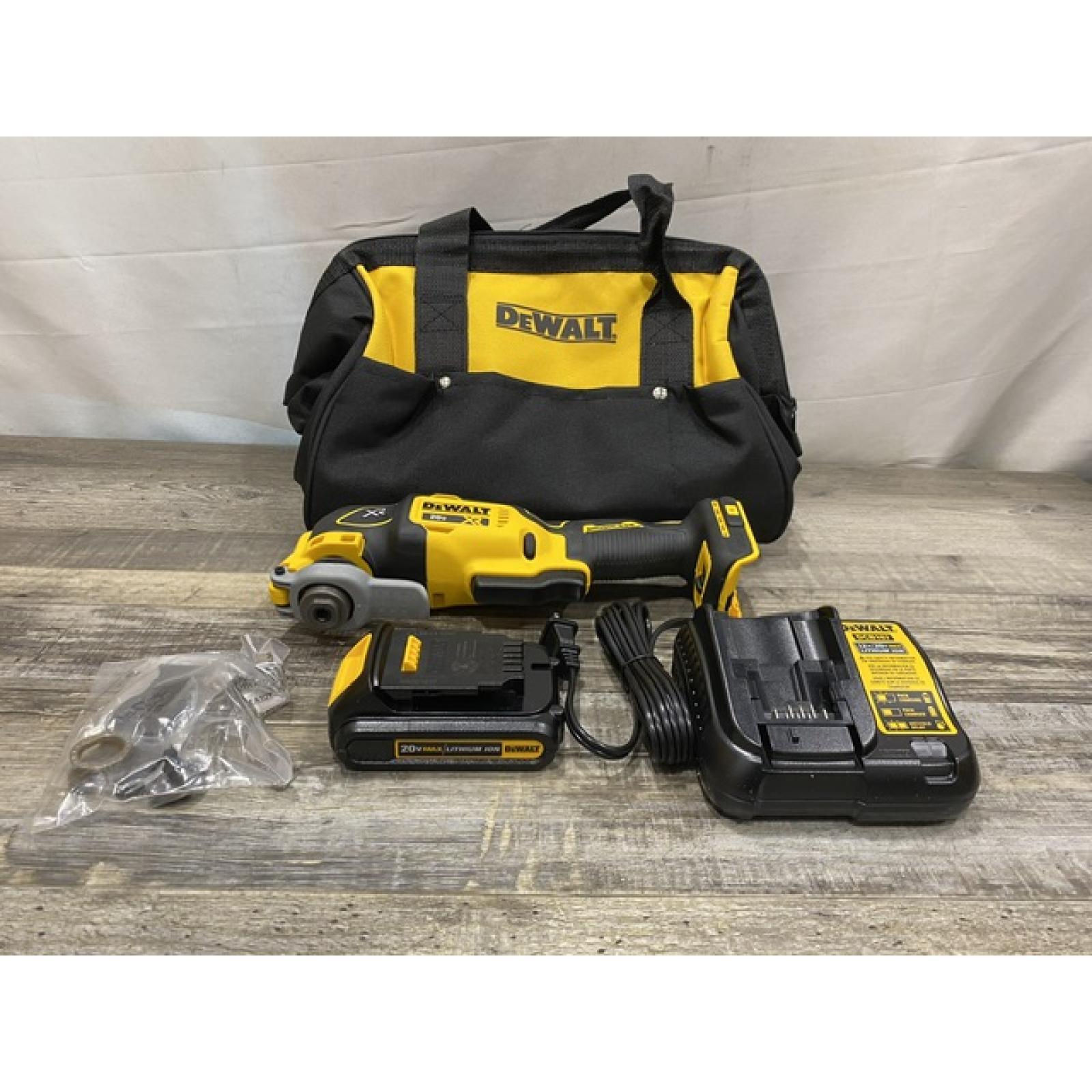 AS-IS DEWALT 20V MAX XR Cordless Brushless 3-Speed Oscillating Multi Tool Kit