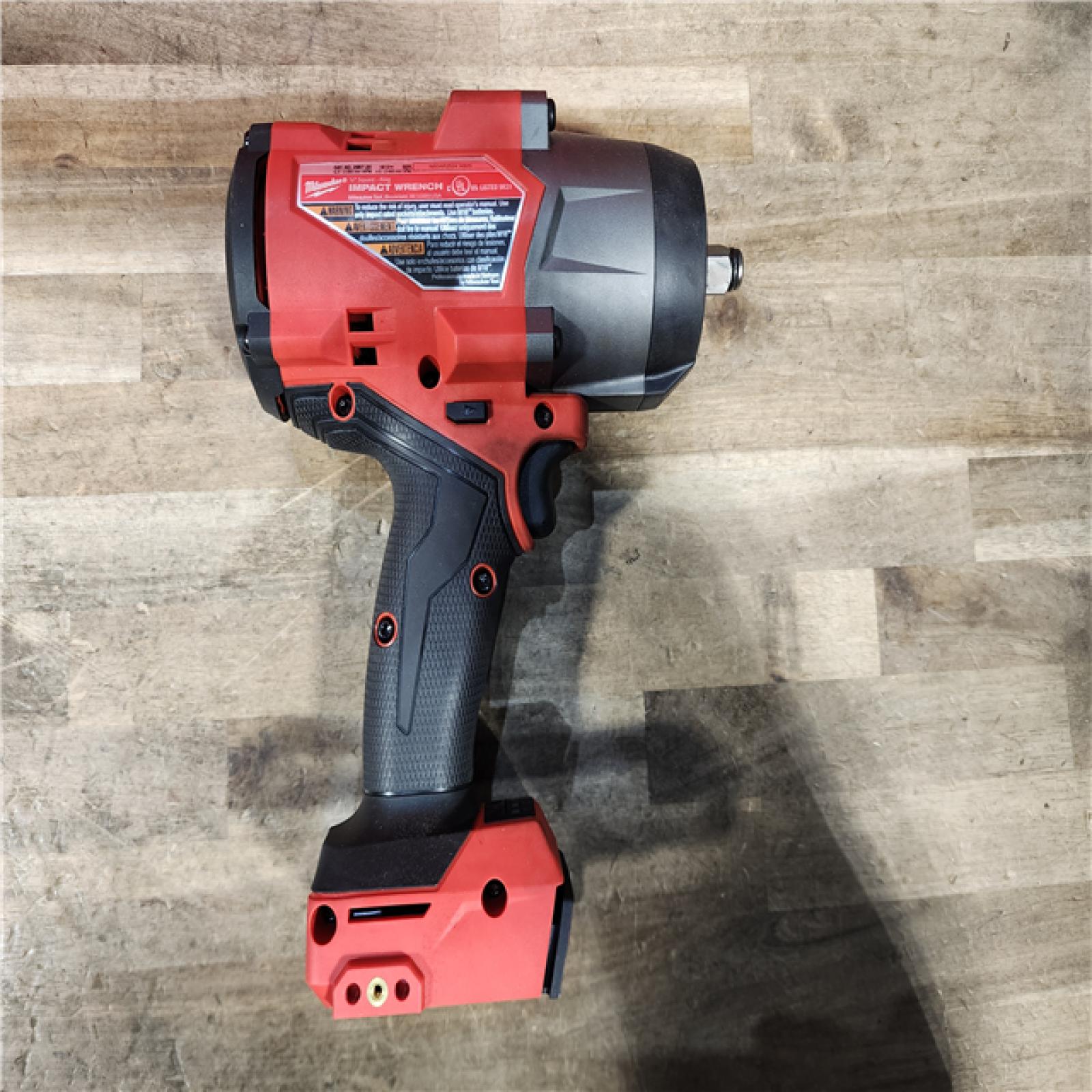 HOUSTON LOCATION - AS-IS Milwaukee FUEL 18V Lithium-Ion Brushless Cordless 1/2 in. Impact Wrench w/Friction Ring Kit