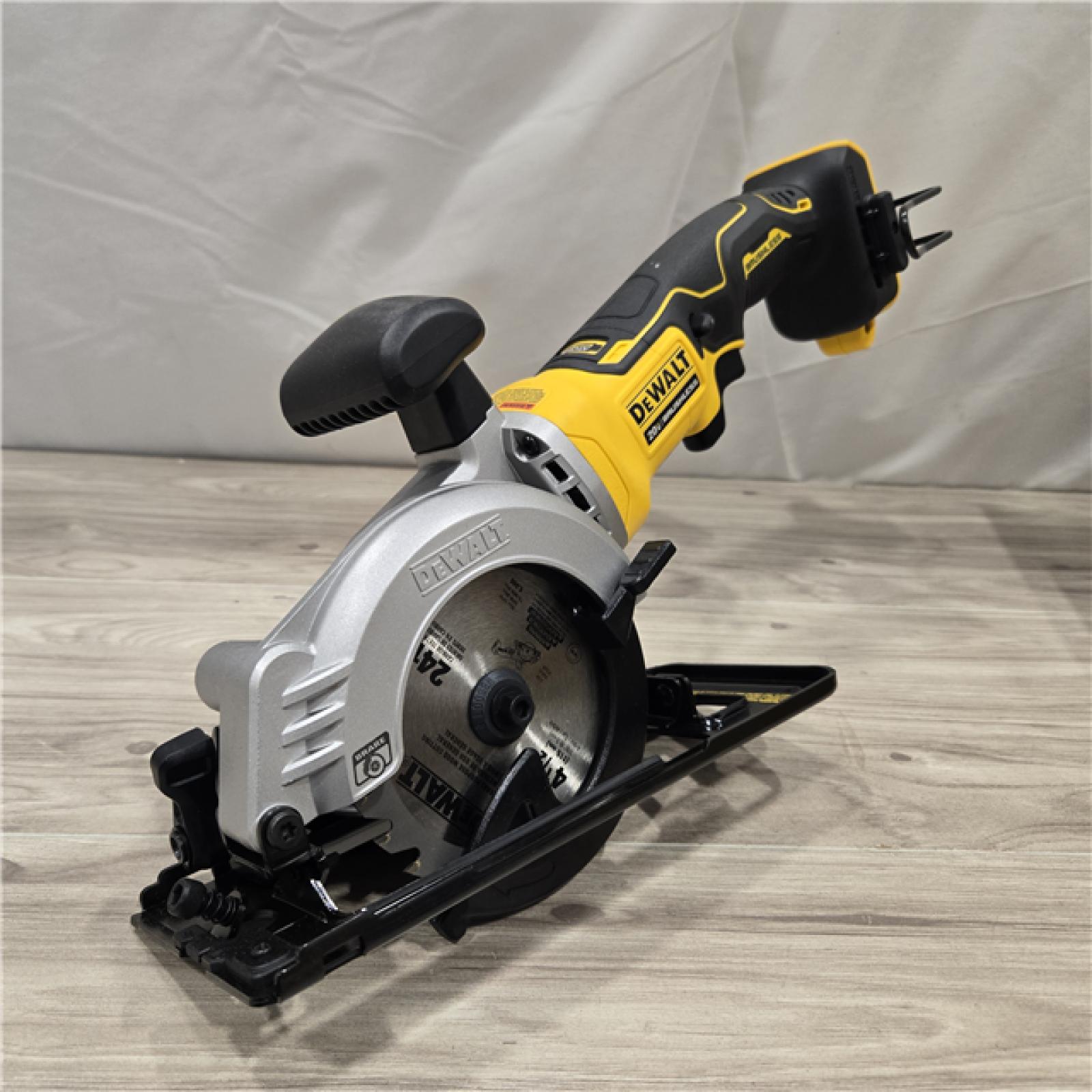 AS-IS DEWALT ATOMIC 20V MAX Cordless 4-1/2 in. Circular Saw (Tool Only)