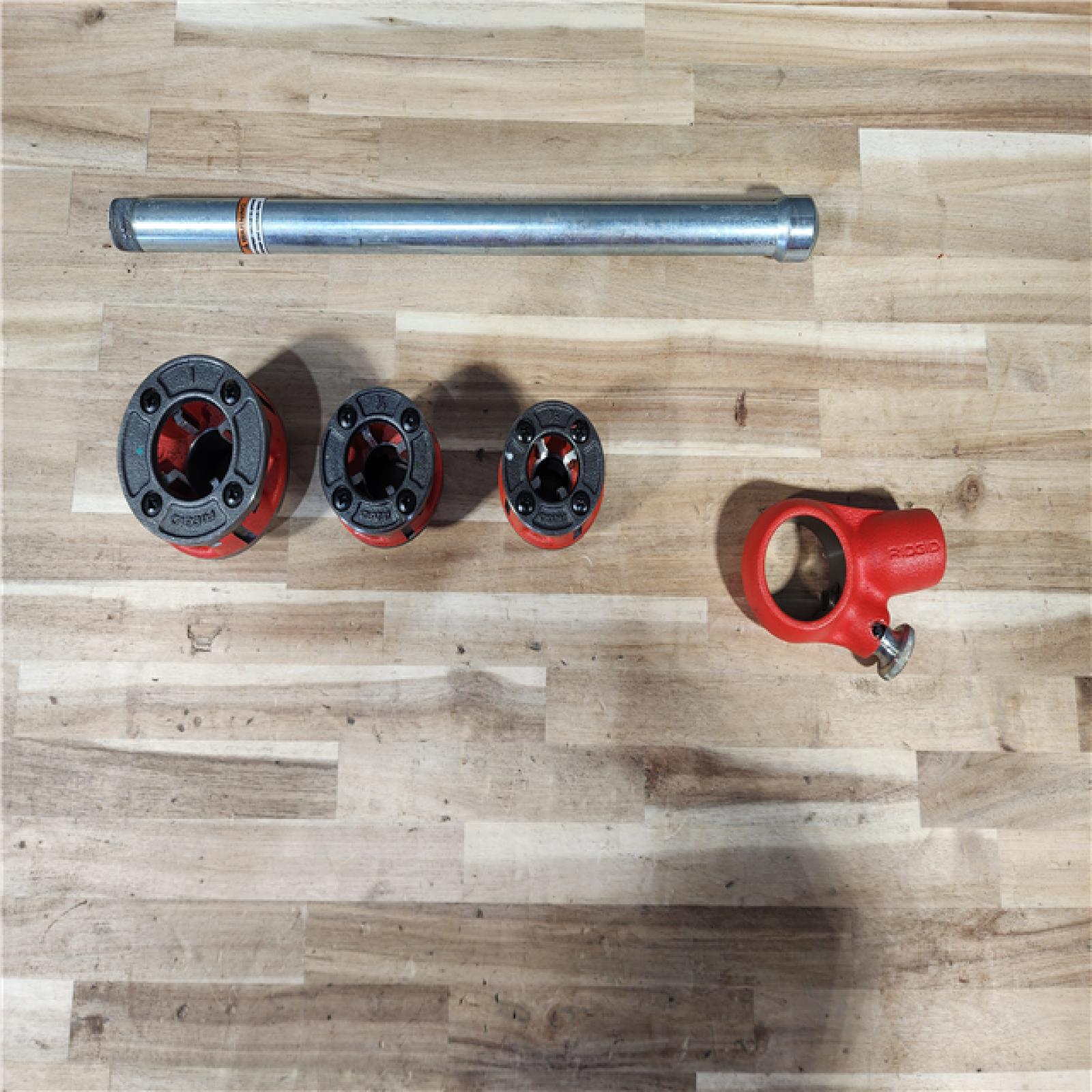 HOUSTON LOCATION - AS-IS RIDGID 36345 Exposed Ratchet Threader Set  1/2-1 Capacity NPT