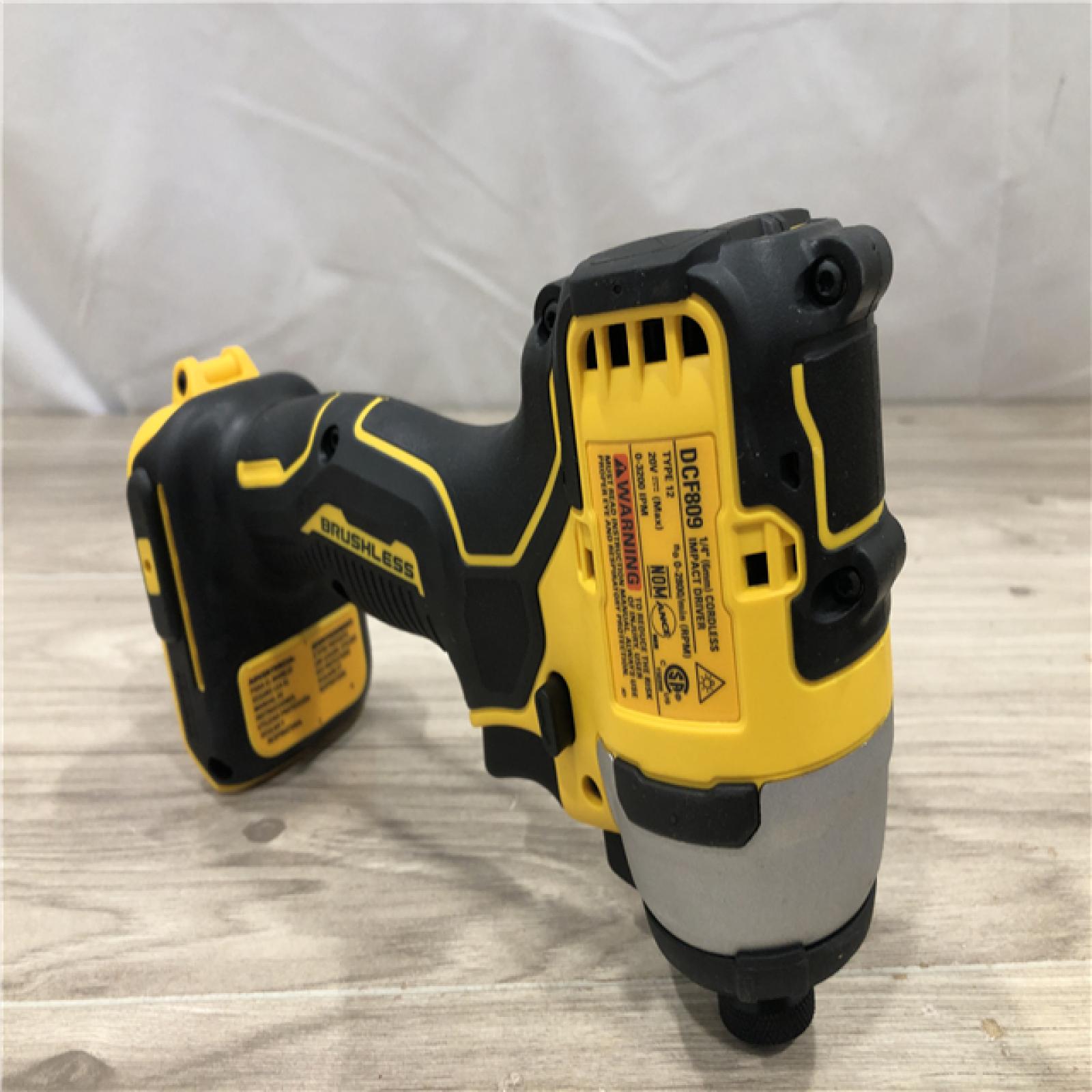 AS-IS DEWALT ATOMIC 20-Volt MAX Lithium-Ion Cordless Combo Kit
