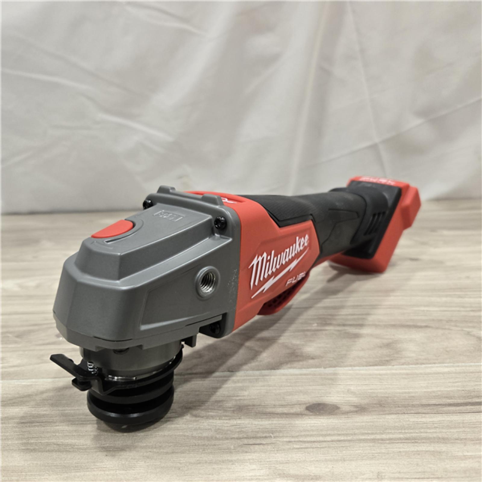 AS-IS Milwaukee 2880-20 FUEL 18V Cordless 4-1/2 in./5 in. Grinder (Tool-Only)