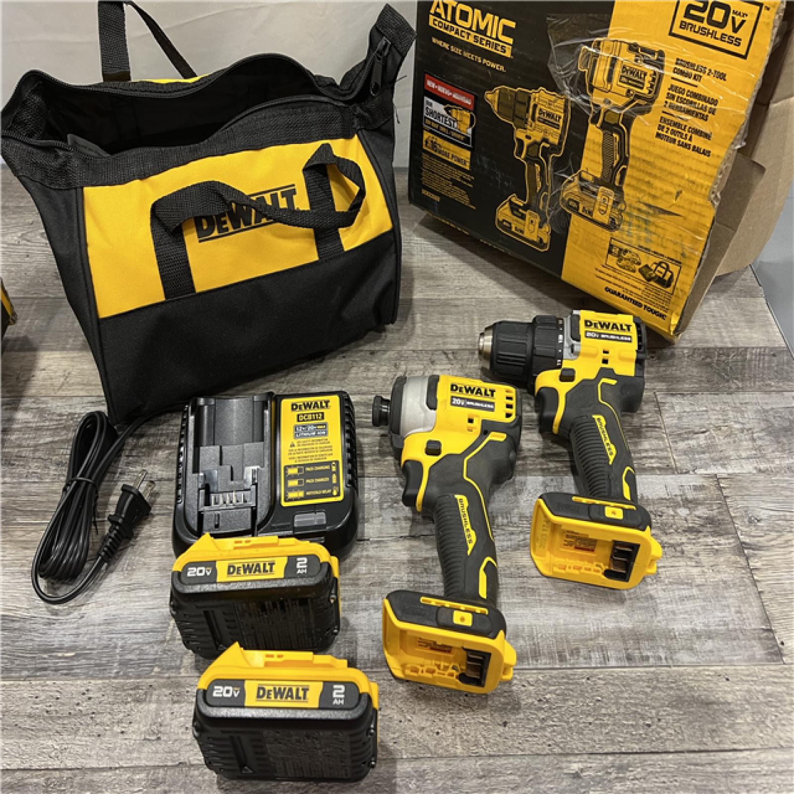 20-Volt MAX Lithium-Ion Cordless Combo Kit (4-Tool) with (2) Batteries 2.0Ah, Charger and Tool Bag 20-Volt MAX Lithium-Ion Cordless Combo Kit (4-Tool) with (2) Batteries 2.0Ah, Charger and Tool Bag