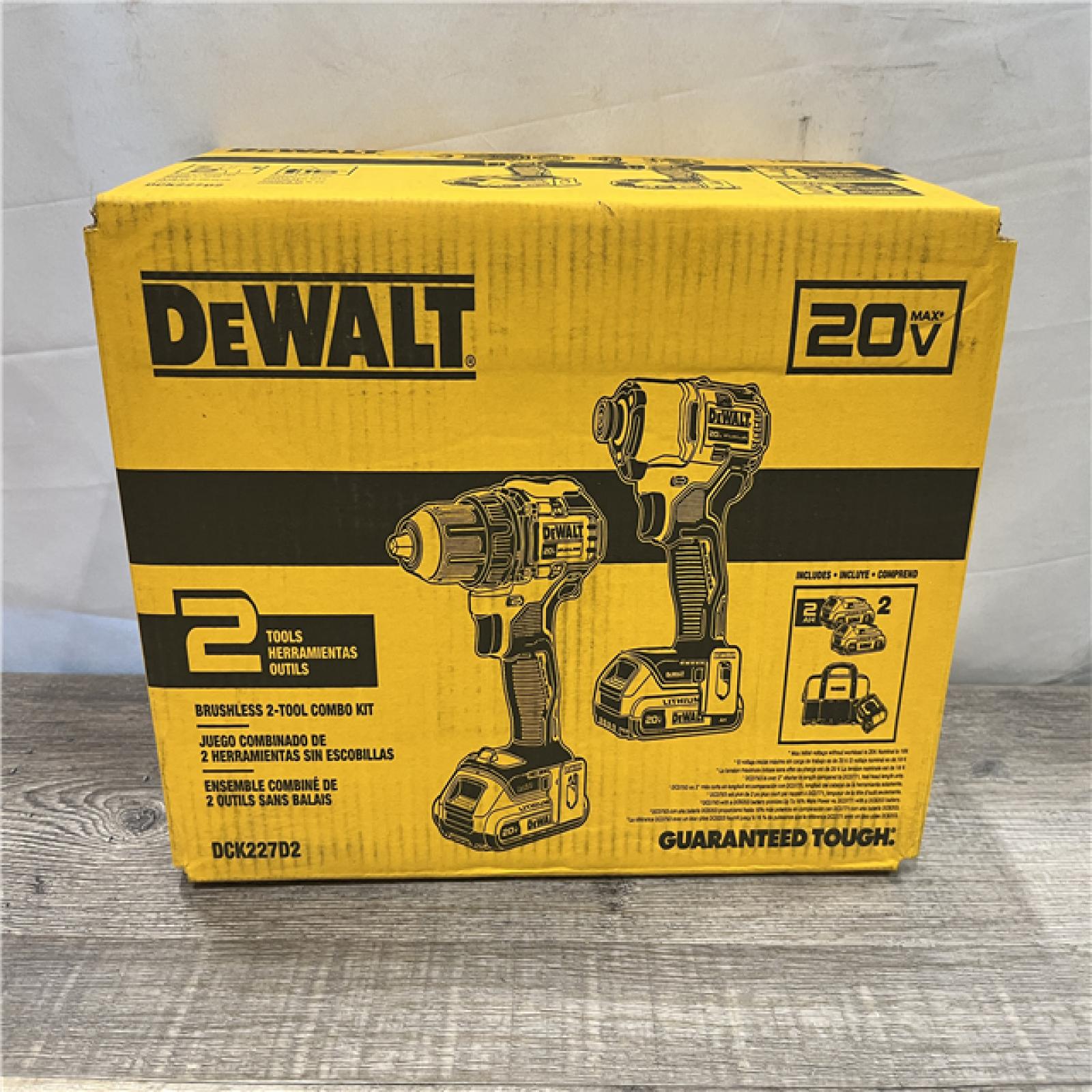 NEW - DEWALT 20V MAX Brushless 1/2 in. Drill Driver & 1/4 in. Impact Driver Kit