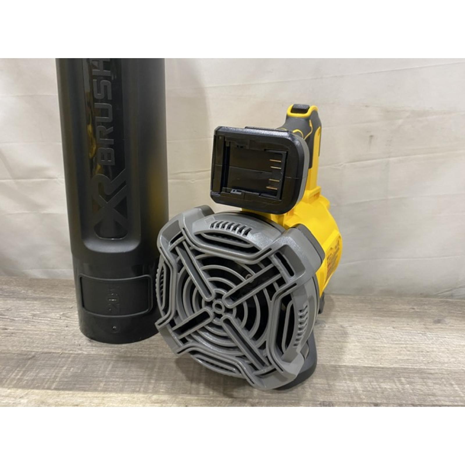 AS-IS DEWALT 20V MAX* XR Brushless Cordless Handheld Blower Kit