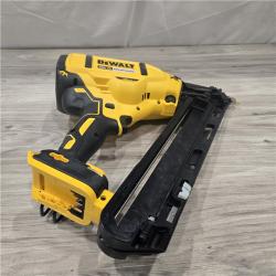 AS-IS DeWalt 15 GA ANGLED FINISH NAILER KIT