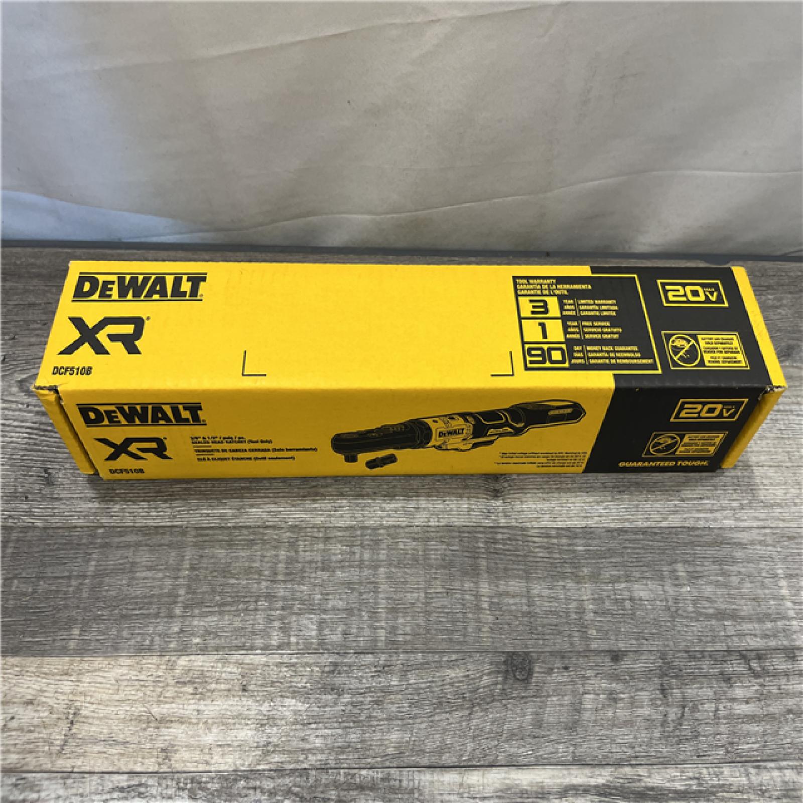 NEW - DEWALT 20V MAX XR Cordless 3/8 in. to 1/2 in. Ratchet (Tool-Only)