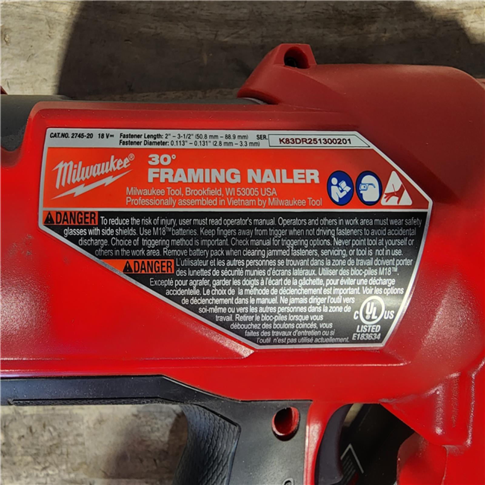 HOUSTON LOCATION - AS-IS Milwaukee M18 FUEL 30 Degree Framing Nailer (TOOL ONLY)