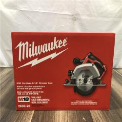 NEW- Milwaukee M18 18V Lithium-Ion Cordless 6-1/2 in. Circular Saw (Tool-Only)