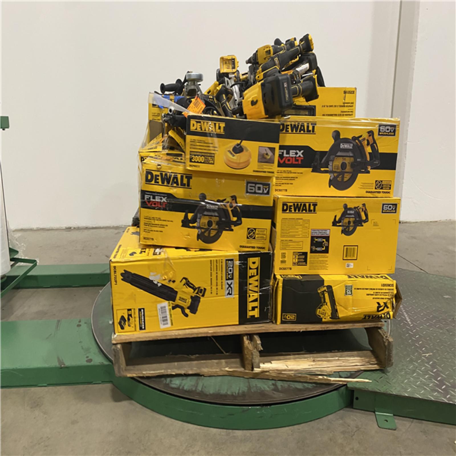Dallas Location - As-Is Tool Pallet