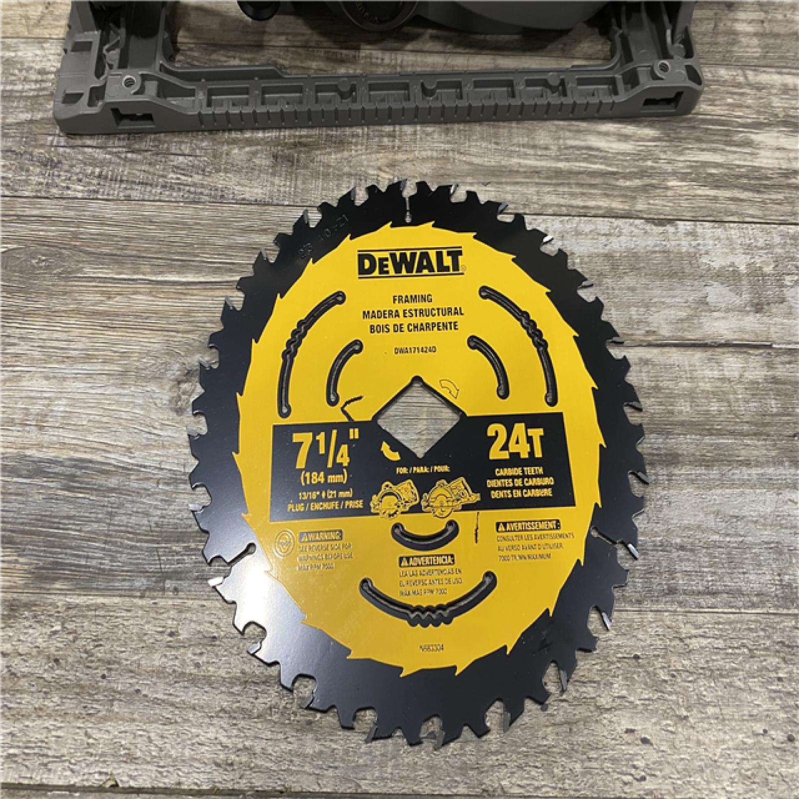 AS-IS DEWALT FLEXVOLT 60V MAX Cordless Brushless 7-1/4 in. Wormdrive Style Circular Saw (Tool Only)