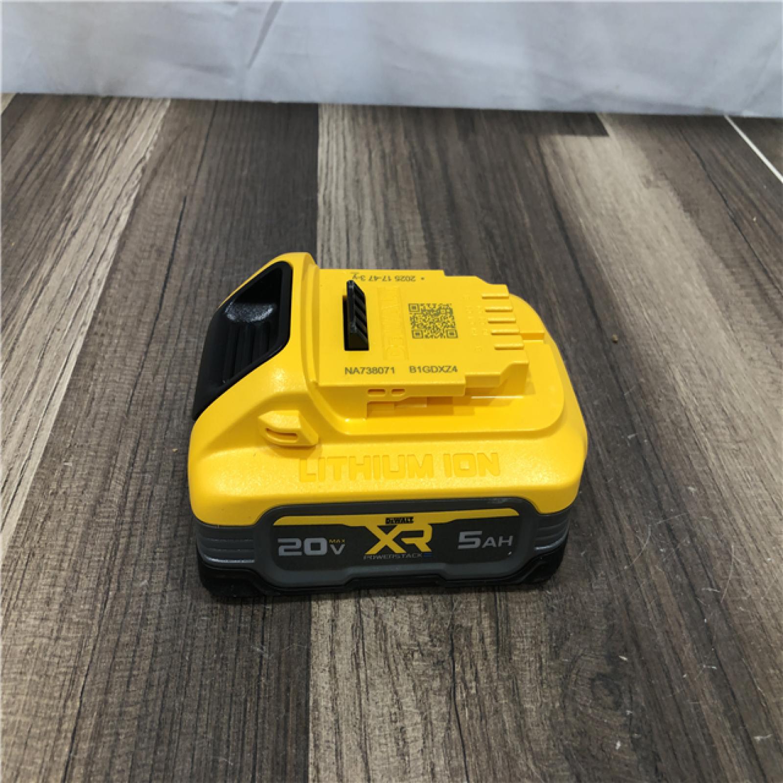 AS-IS DEWALT 20V MAX XR POWERSTACK Lithium-Ion Battery Starter Kit