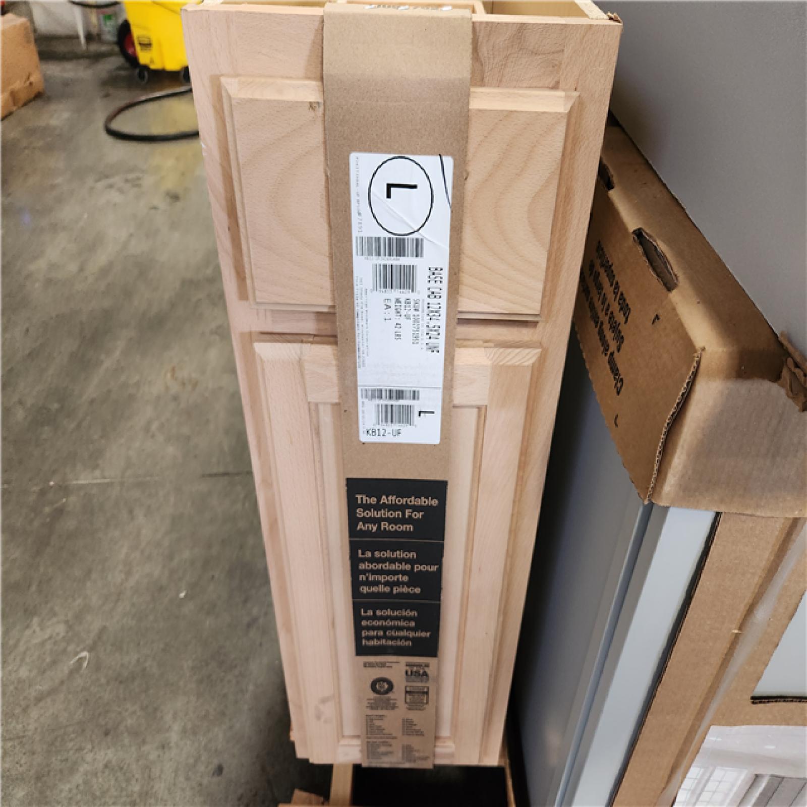 Phoenix Location Mixed AS-IS Hampton Bay Assembled Wall Kitchen Cabinet Pallet
