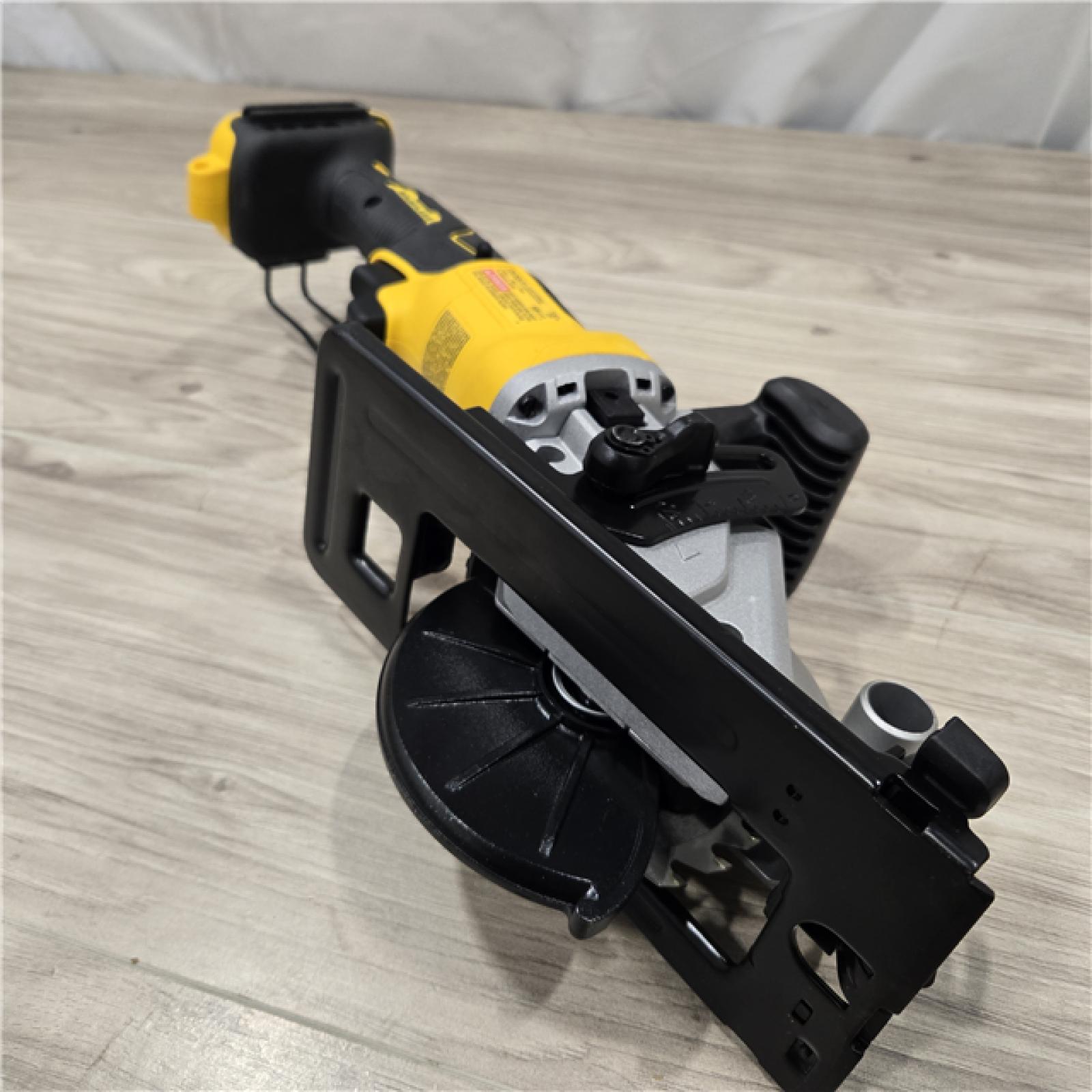 AS-IS DEWALT ATOMIC 20V MAX Cordless Circular Saw (Tool Only)