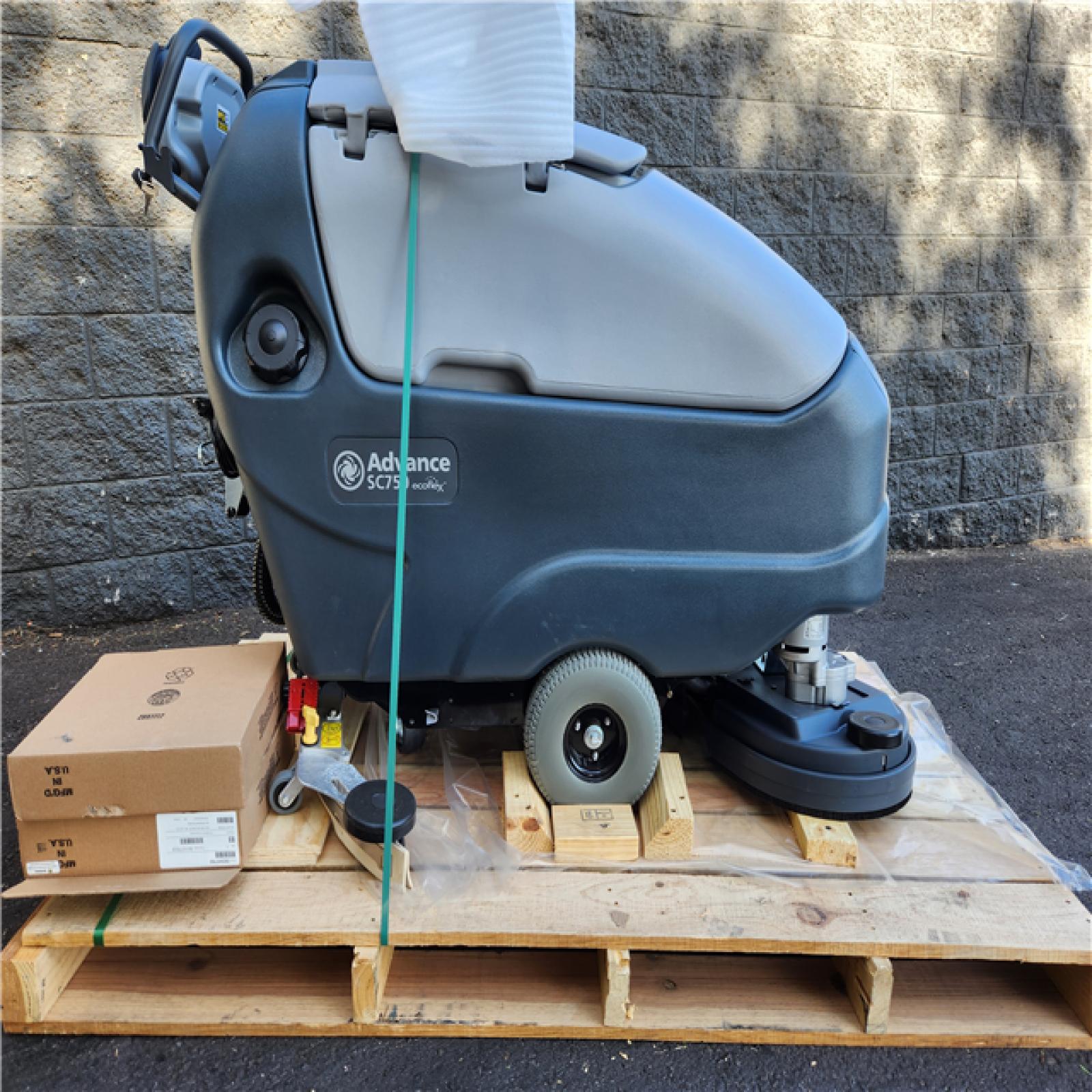 Phoenix Location NEW Advance 56112398 SC750™ 26D Walk-Behind Floor Scrubber Four 242 Ah wet batteries, EcoFlex™, onboard charger, pad holders