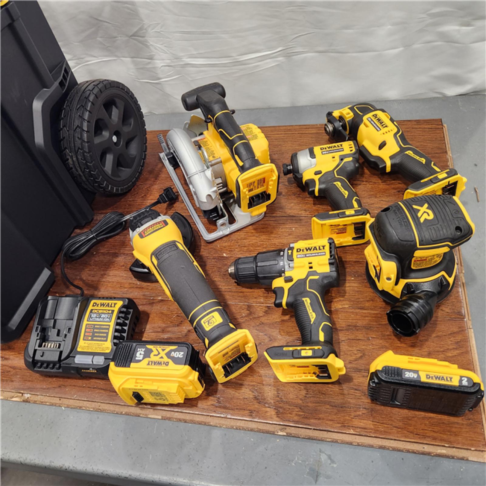 DEWALT 20-Volt MAX ToughSystem Lithium-Ion 6-Tool Cordless Combo Kit