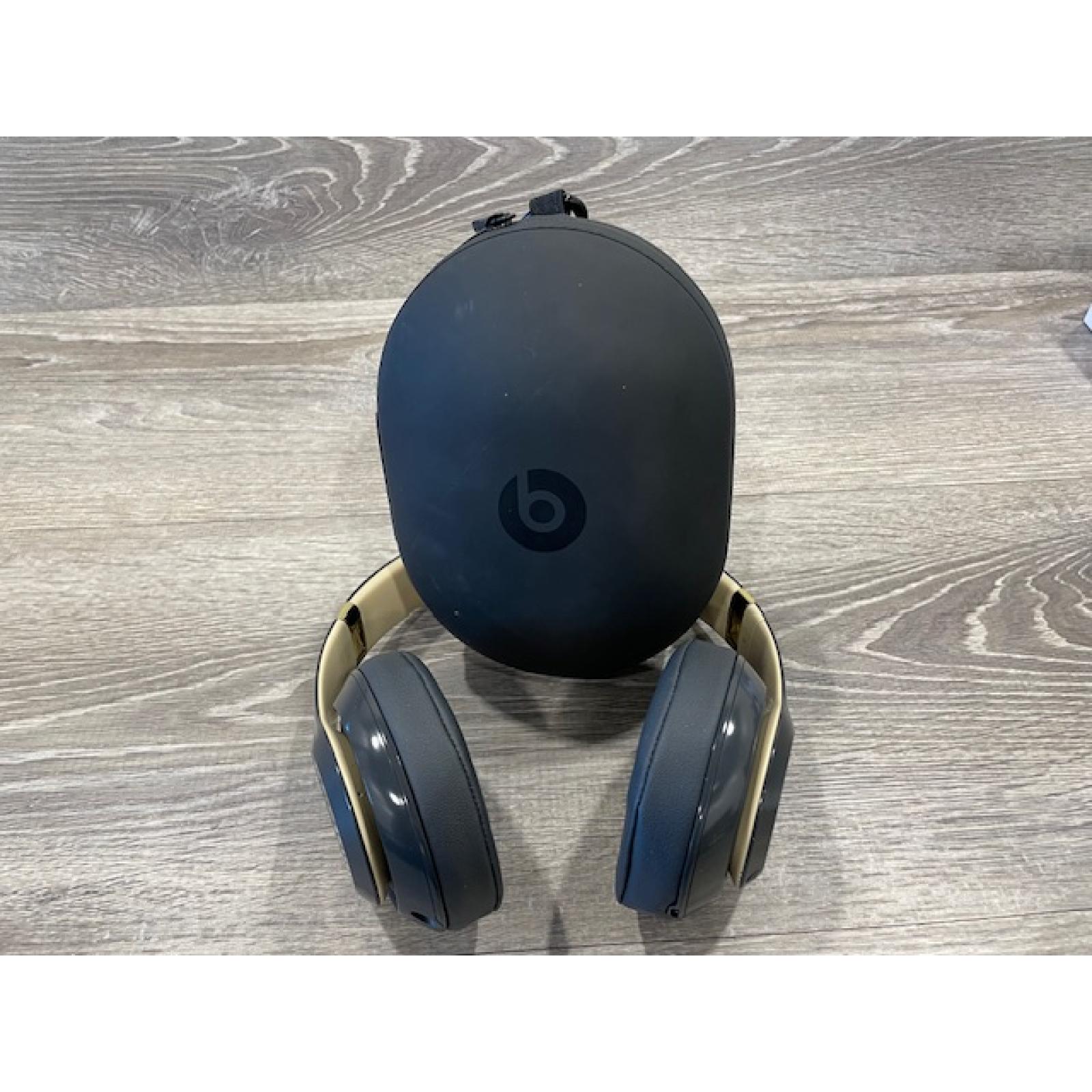 AS-IS Beats Studio Pro Wireless - Gray
