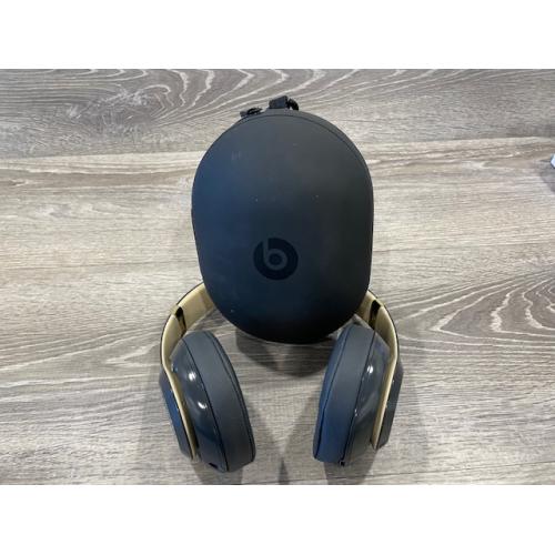 AS-IS Beats Studio Pro Wireless - Gray