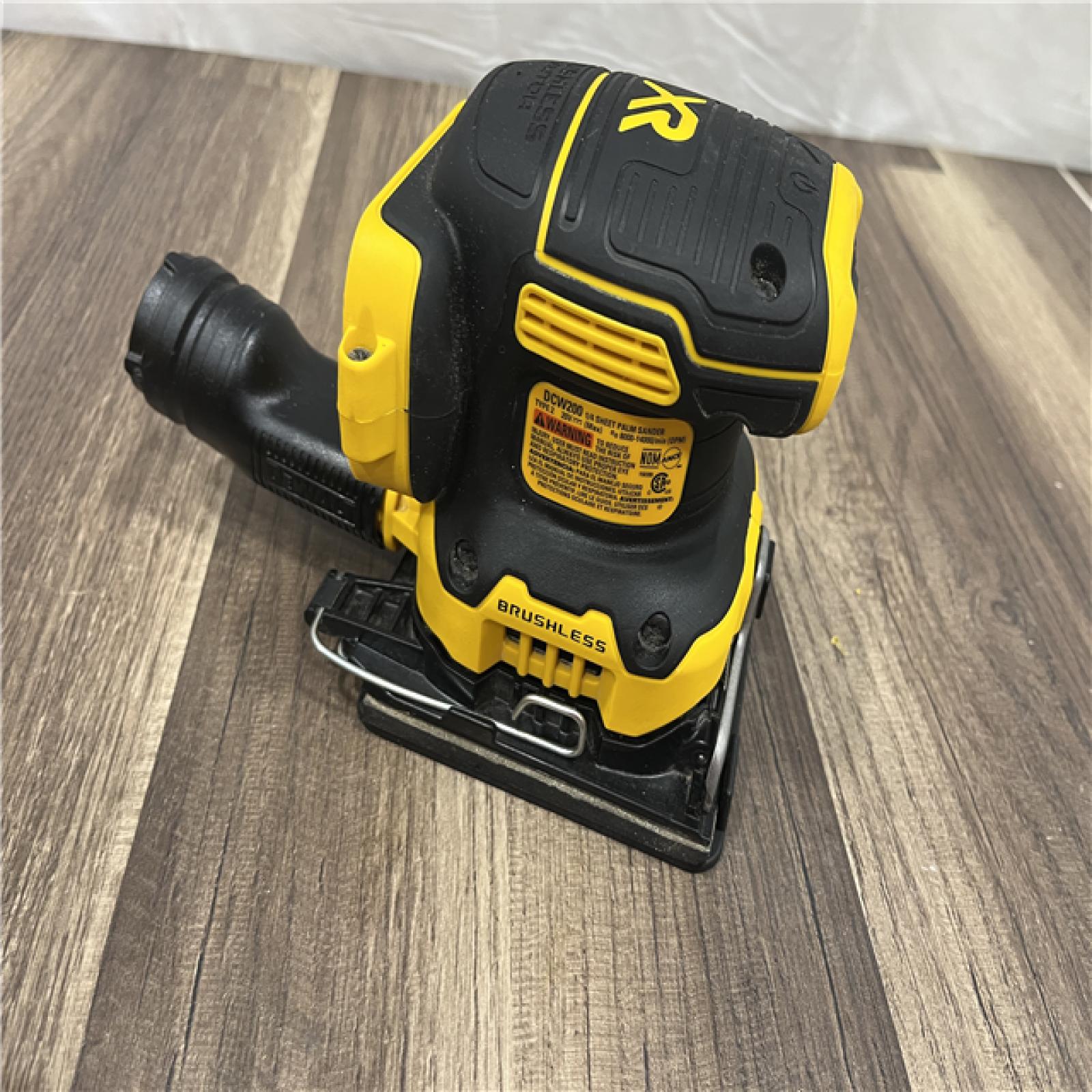 GOOD  Dewalt 20-Volt MAX Cordless Brushless 1/4 Sheet Sander (Tool-Only)