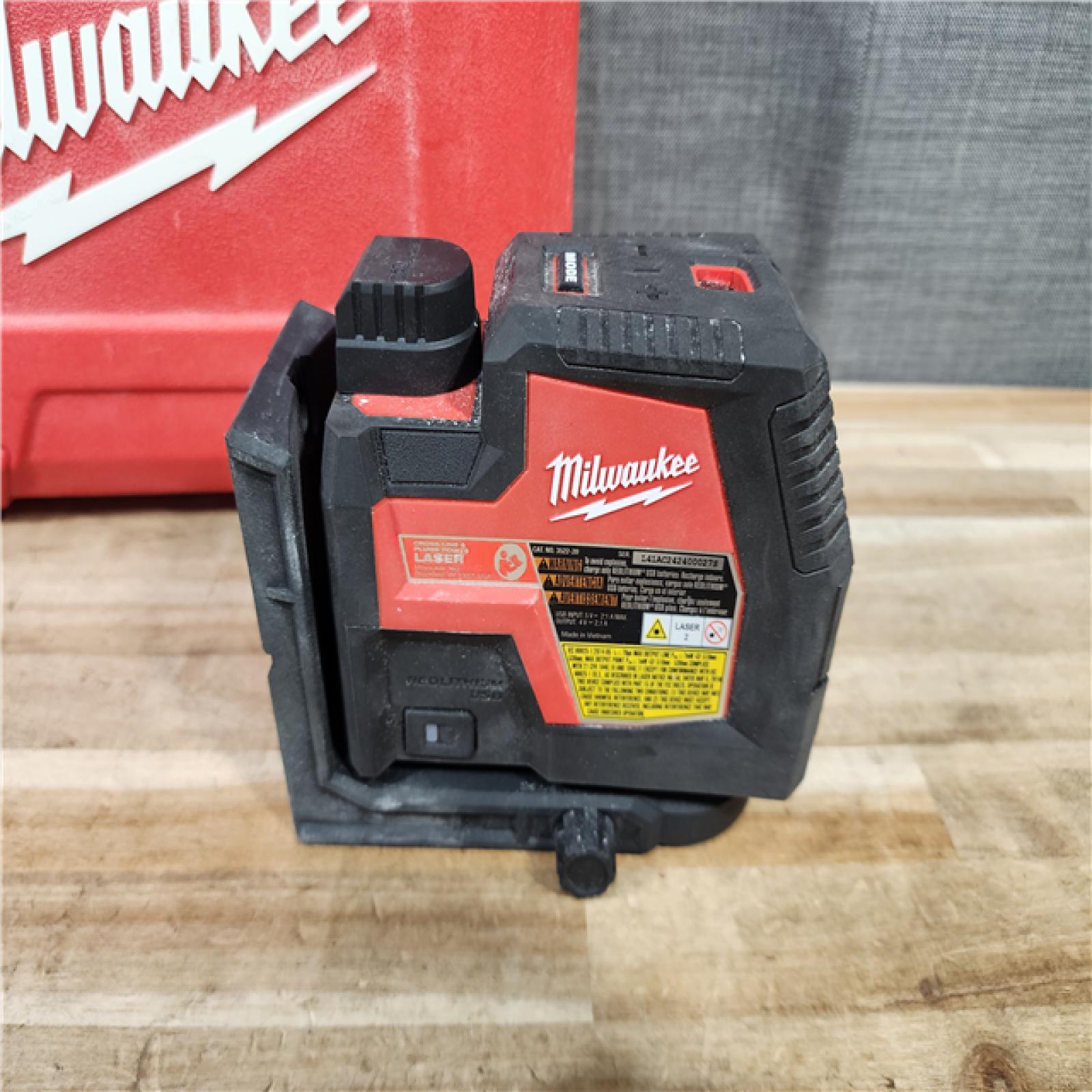 HOUSTON LOCATION - AS-IS Milwaukee Green 100 ft. Cross Line and Plumb Points Rechargeable Laser Level with REDLITHIUM Lithium-Ion