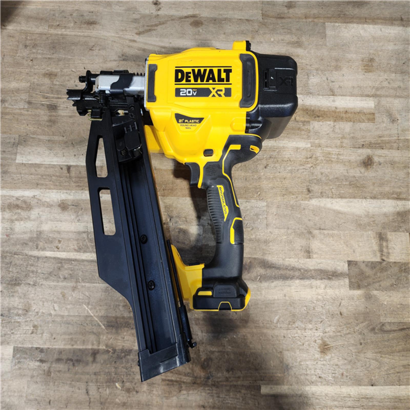 HOUSTON LOCATION - AS-IS DEWALT 20-Volt 21° Cordless Framing Nailer (Tool-Only)