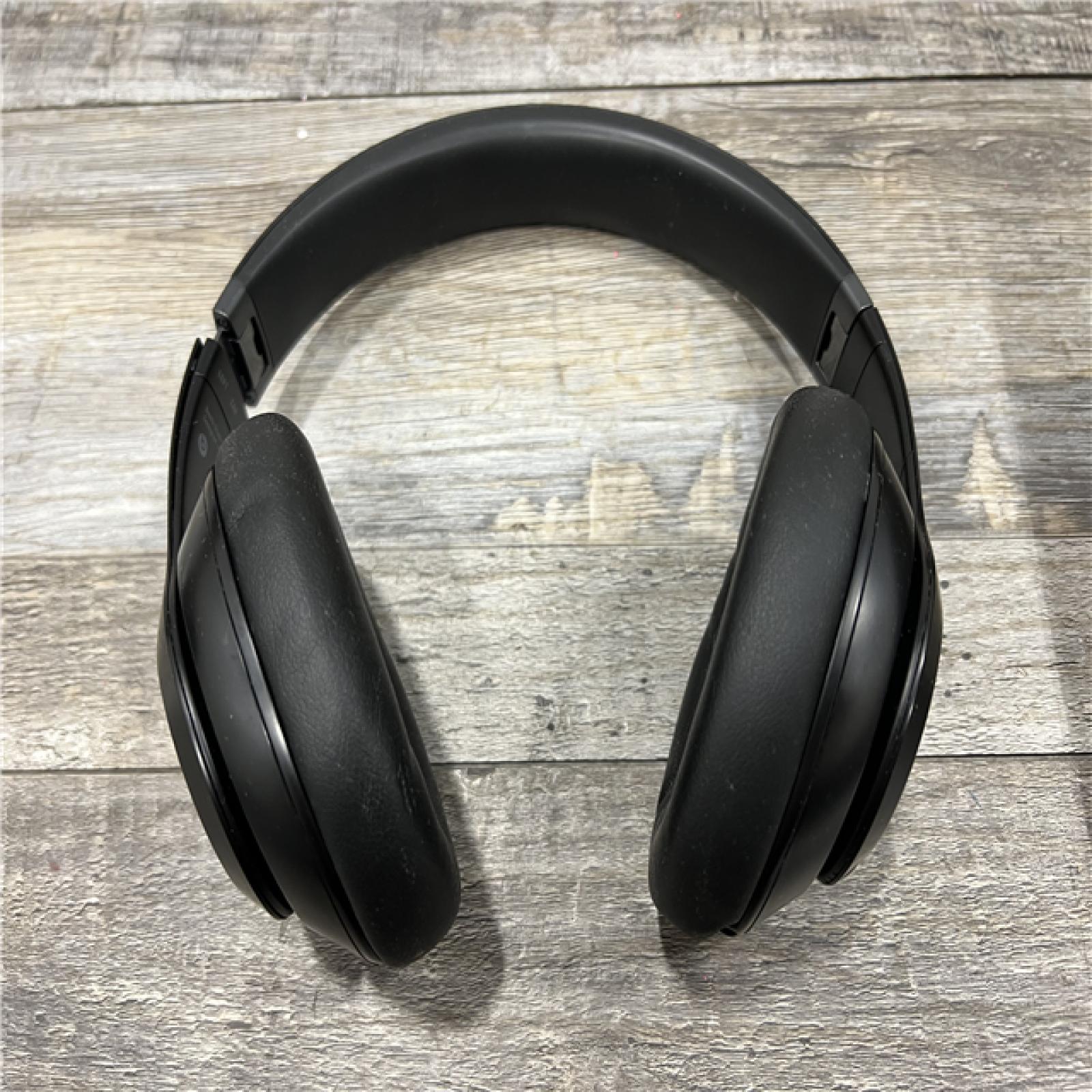 AS-IS Beats - Studio Pro - Wireless Noise Cancelling Over-the-Ear Headphones - Black