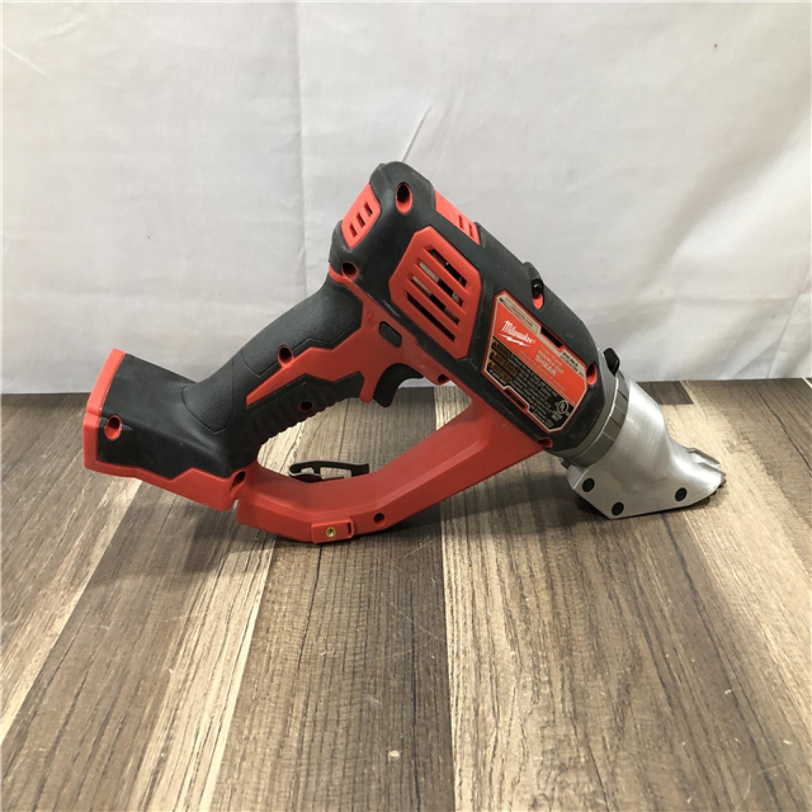 AS-IS Milwaukee FUEL 12V Lithium-Ion Cordless Oscillating Multi-Tool (Tool-Only)