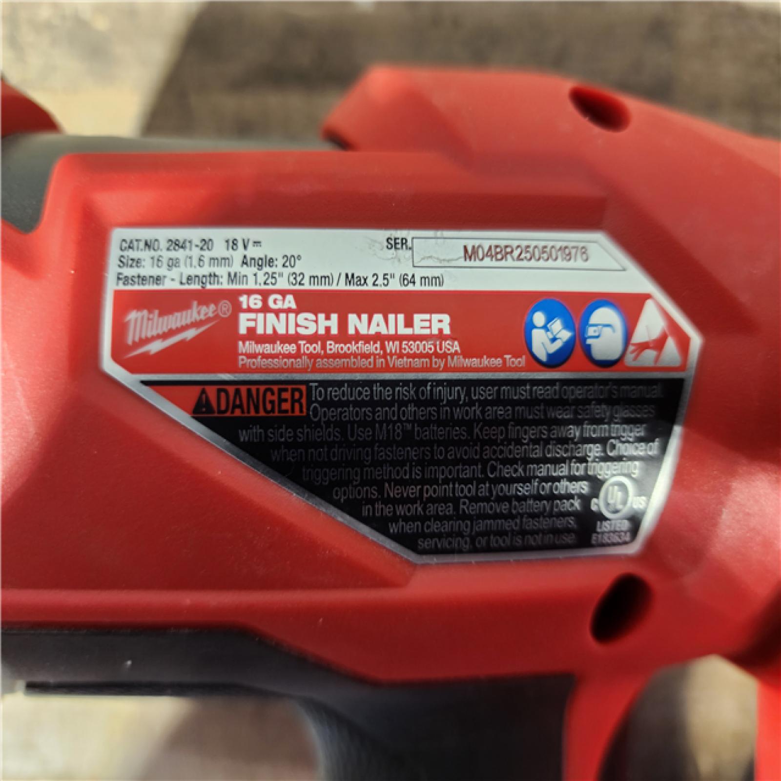 HOUSTON LOCATION - AS-IS Milwaukee FUEL 18-Volt Lithium-Ion Brushless Cordless Gen II 16-Gauge Angled Finish Nailer (Tool-Only)