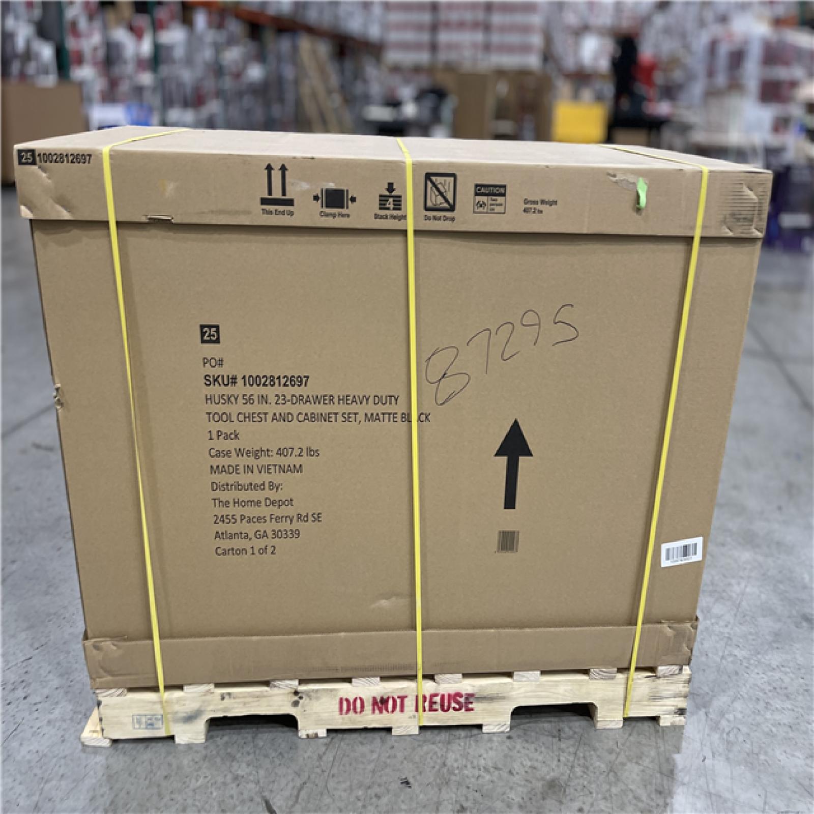 DALLAS LOCATION - Husky 56 in. W x 22 in. D Heavy Duty 12-Drawer Combination Rolling Tool Chest