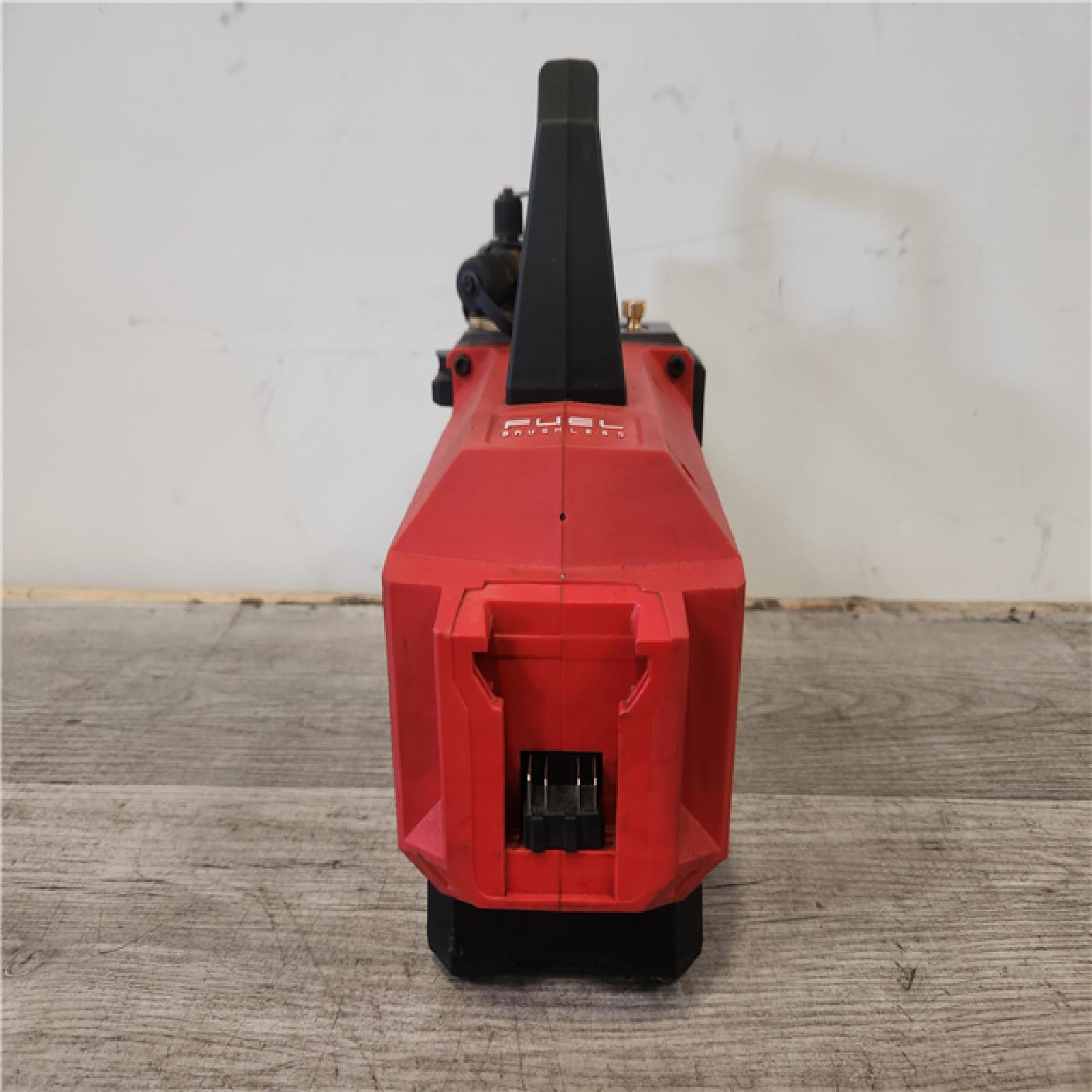 Phoenix Location NEW Milwaukee M18 18V Lithium-Ion Cordless 5 CFM Vacuum Pump (Tool Only)