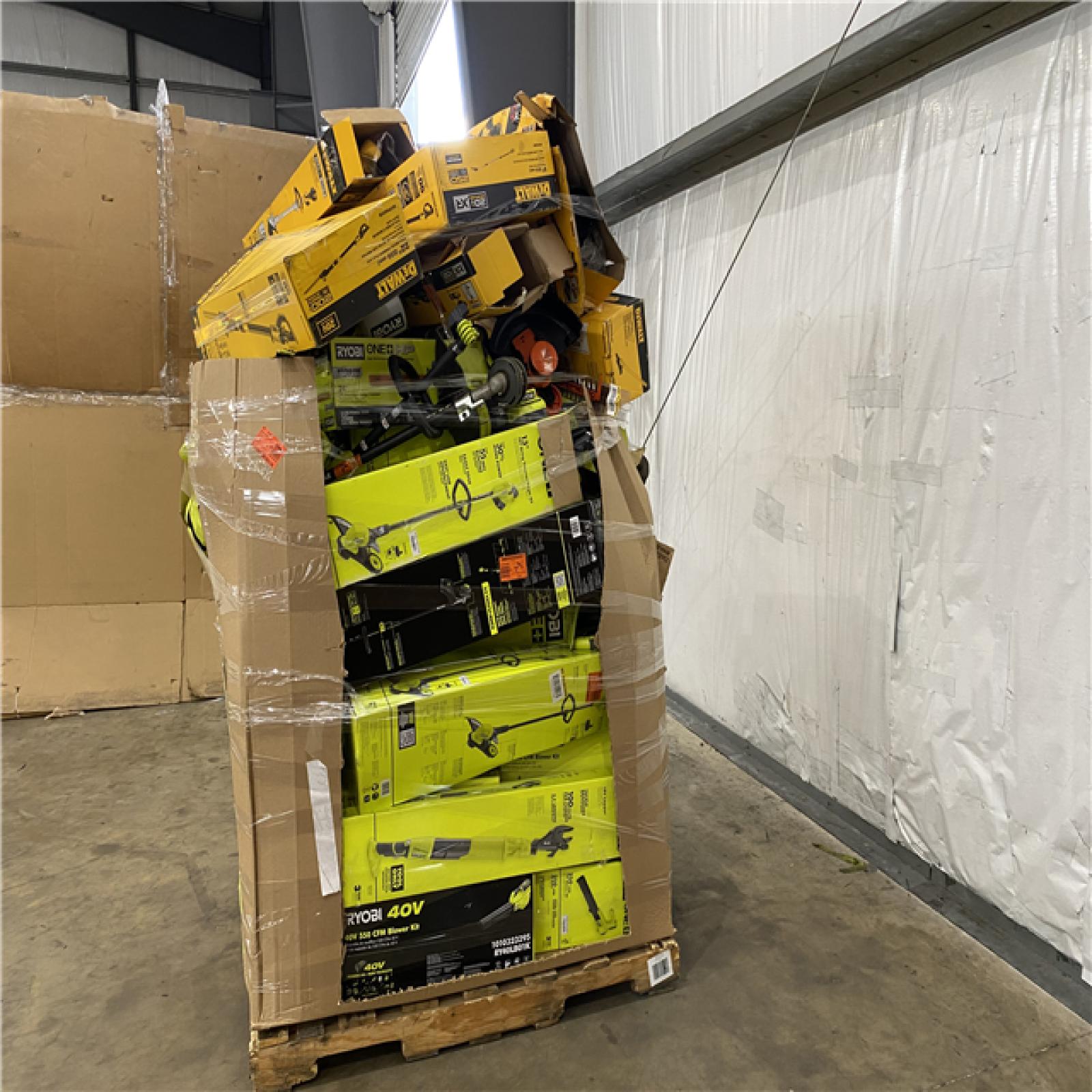 Houston Location AS IS - Tool Pallet
