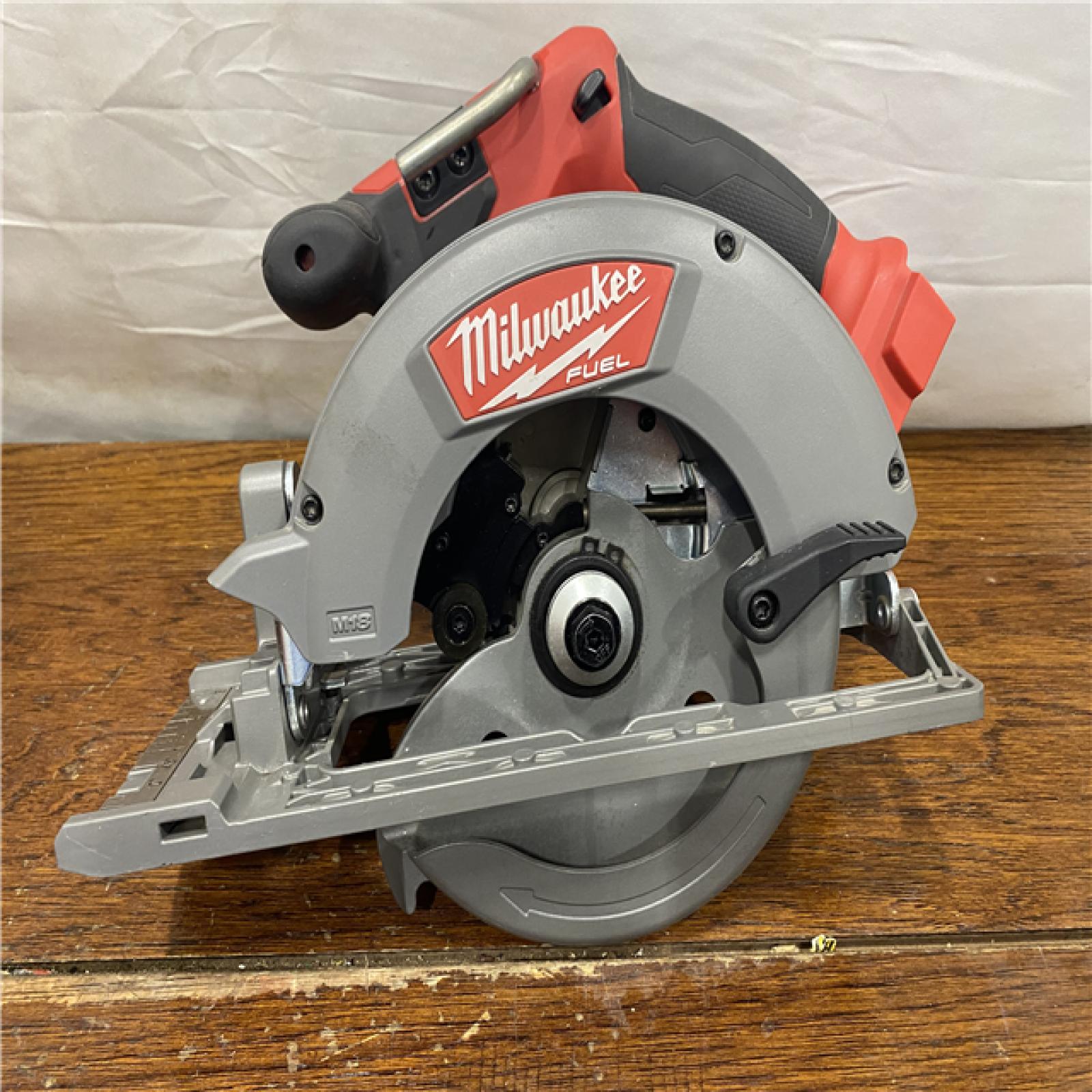 AS-IS Milwaukee M18 Fuel 6-1/2-Inch Circular Saw Bare Tool  2730-20