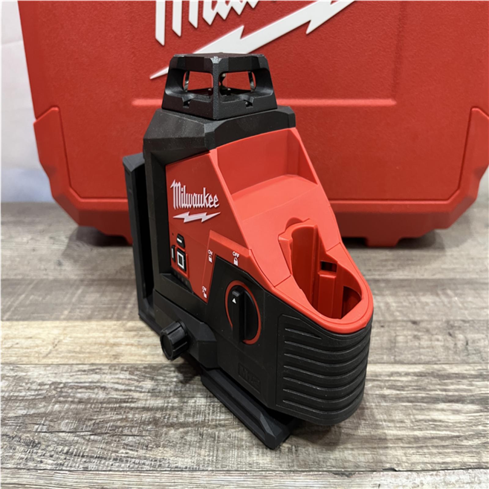 AS-IS Milwaukee 12-Volt Lithium-Ion Cordless Green 250 ft. 3-Plane Laser Level Kit