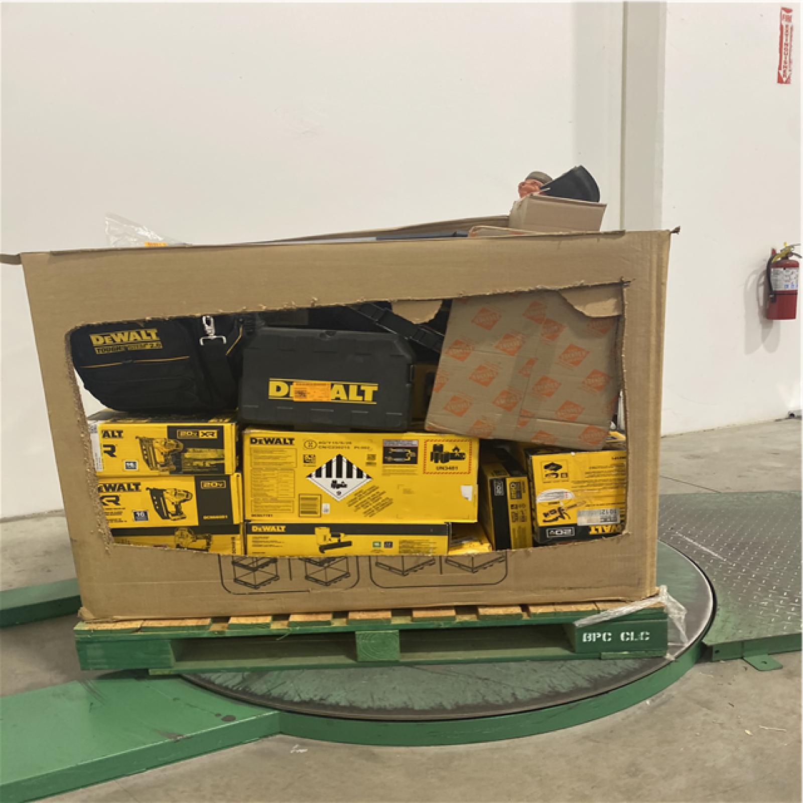 Dallas Location - As-Is Tool Pallet