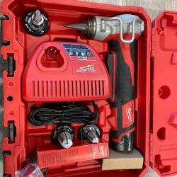 AS-IS Milwaukee M12 12-Volt Lithium-Ion Cordless ProPEX Expansion Tool Kit