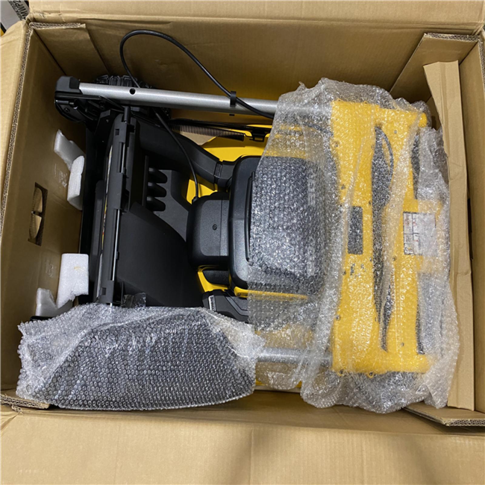 As-Is -DEWALT 2x20V MAX 21 in. Cordless Battery Powered Self Propelled Lawn Mower Kit with (2) 10 Ah Batteries and Chargers