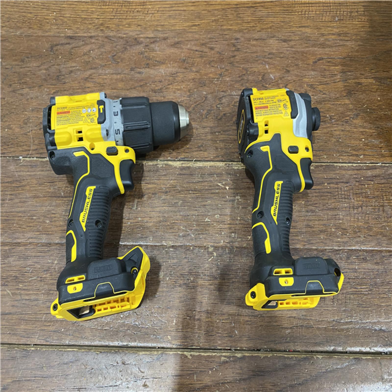 AS-IS DEWALT 20V MAX XR Hammer Drill and ATOMIC Impact Driver 2 Tool Cordless Combo Kit with (2) 4.0Ah Batteries, Charger, and Bag