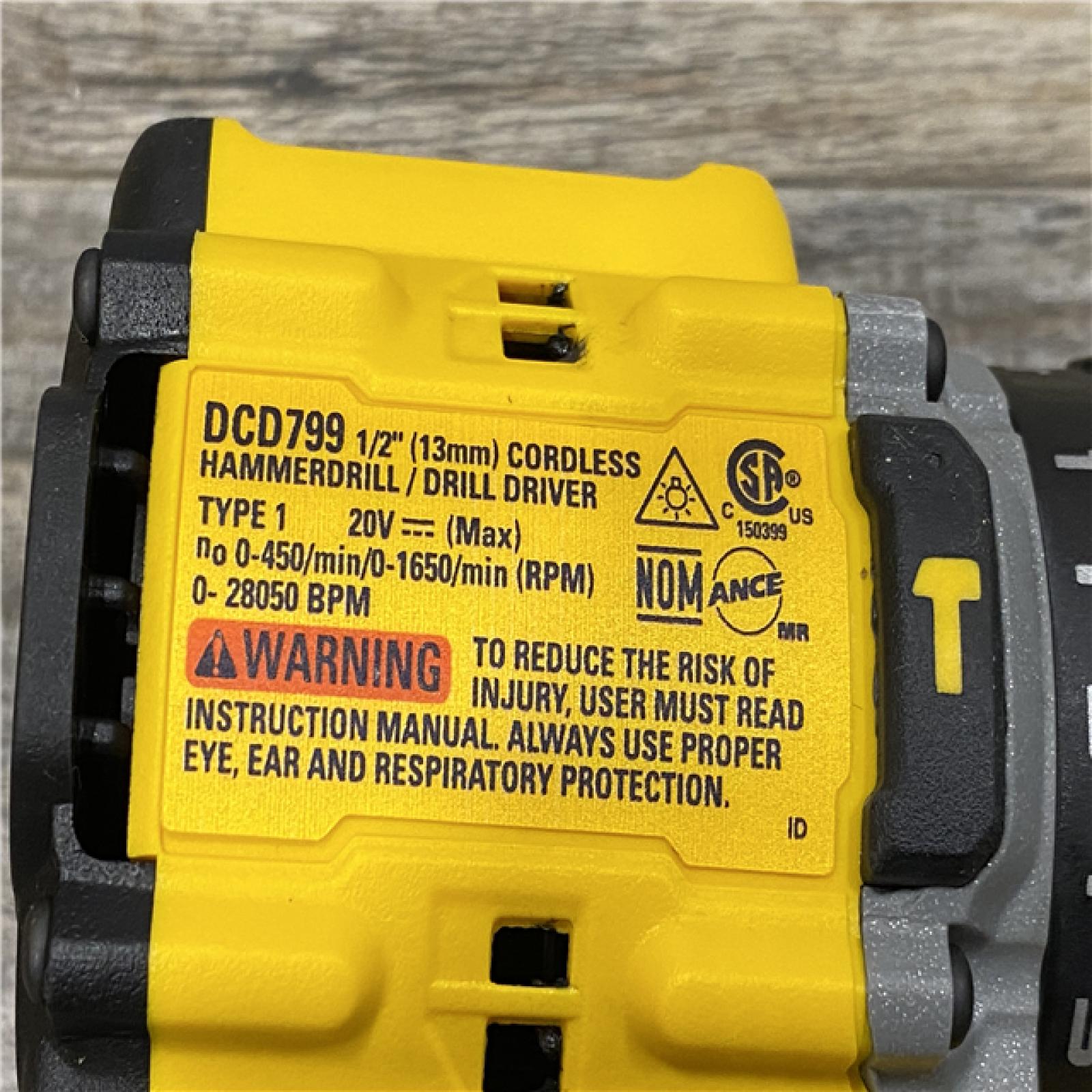 AS-IS DEWALT ATOMIC 20V MAX Lithium-Ion Cordless 2-Tool Combo Kit