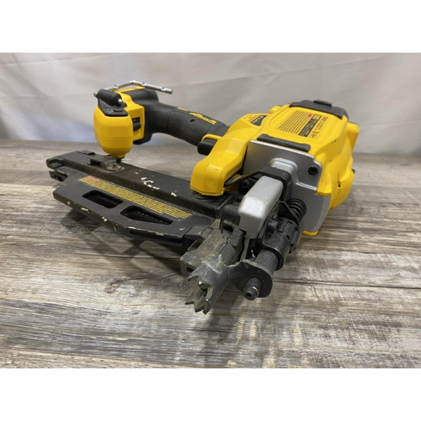 AS-IS DEWALT ATOMIC 20V MAX Lithium-Ion Cordless 2-Tool Combo Kit