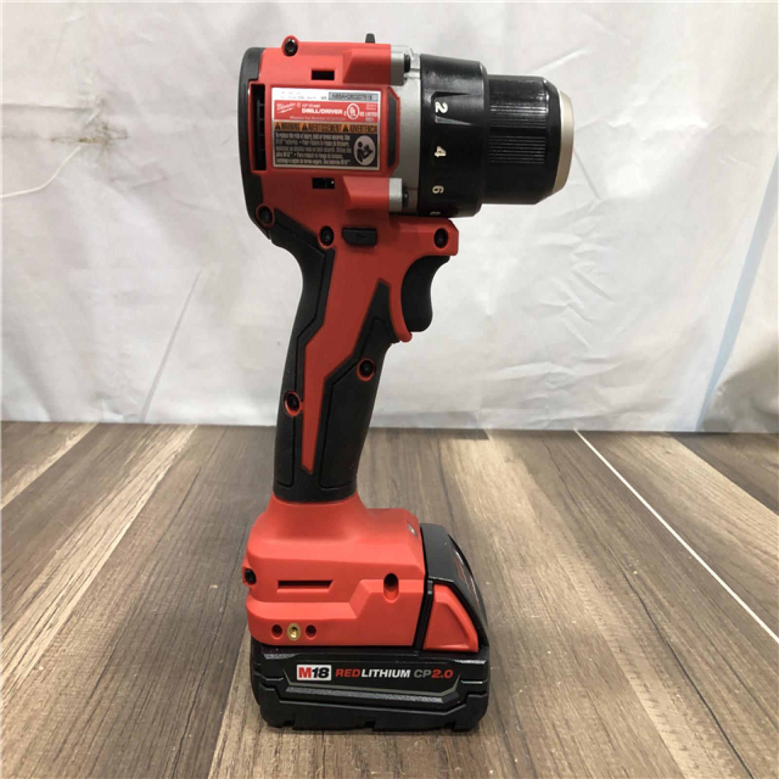 AS-IS Milwaukee 18V Lithium-Ion Brushless Cordless 1/2 in. Compact Drill/Driver with kit