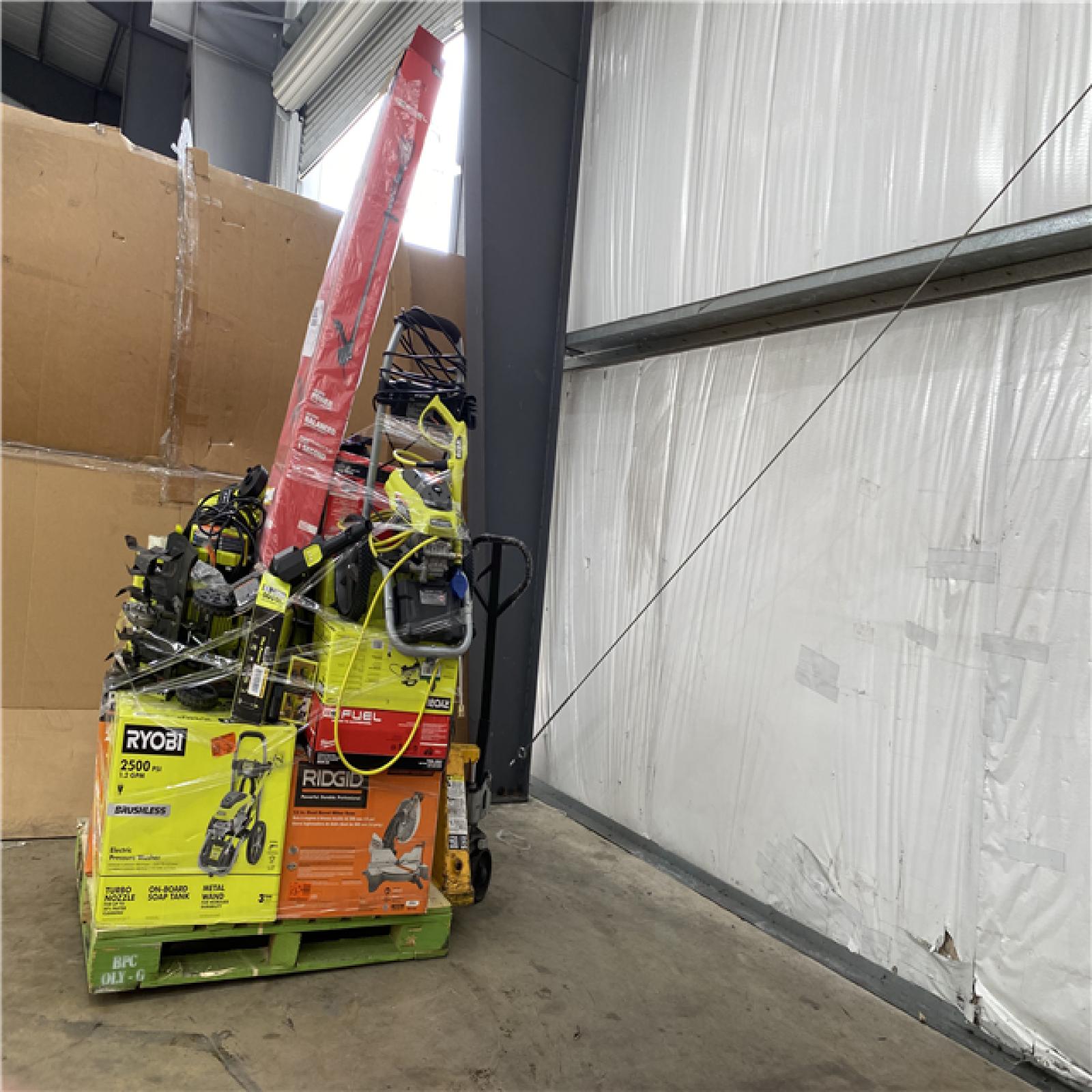 Houston Location AS IS - Tool Pallet