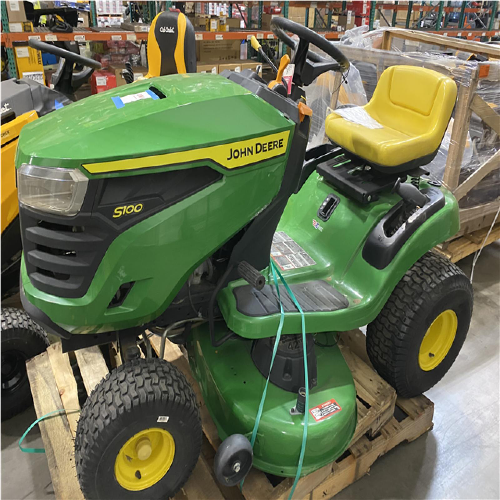 Dallas Location - As-Is John Deere S100 - Lawn Tractors