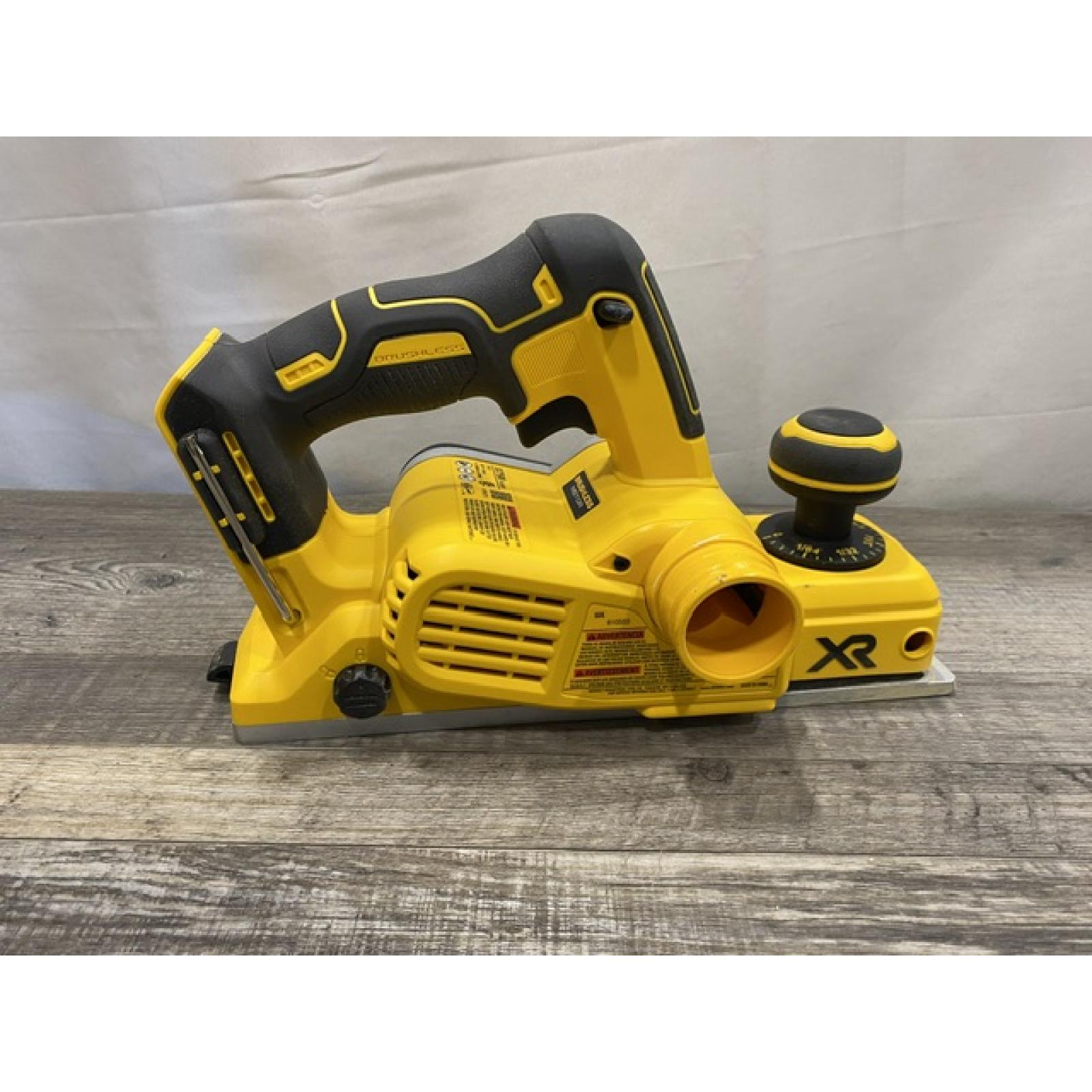 AS-IS DEWALT 20V MAX XR Cordless Brushless 3-1/4 in. Planer (Tool Only)