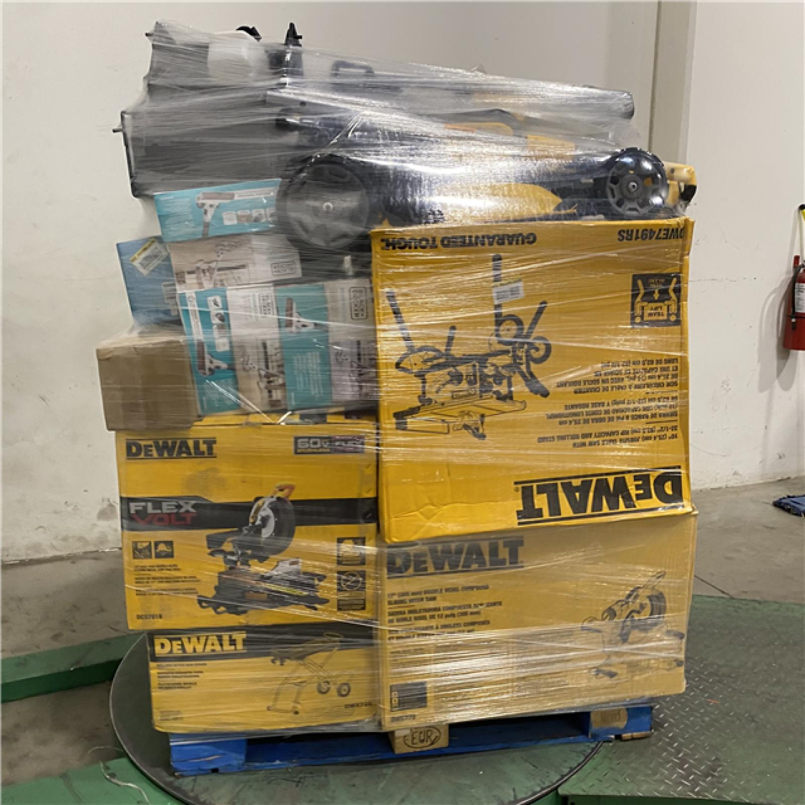 Dallas Location - As-Is DEWALT Tool Pallet