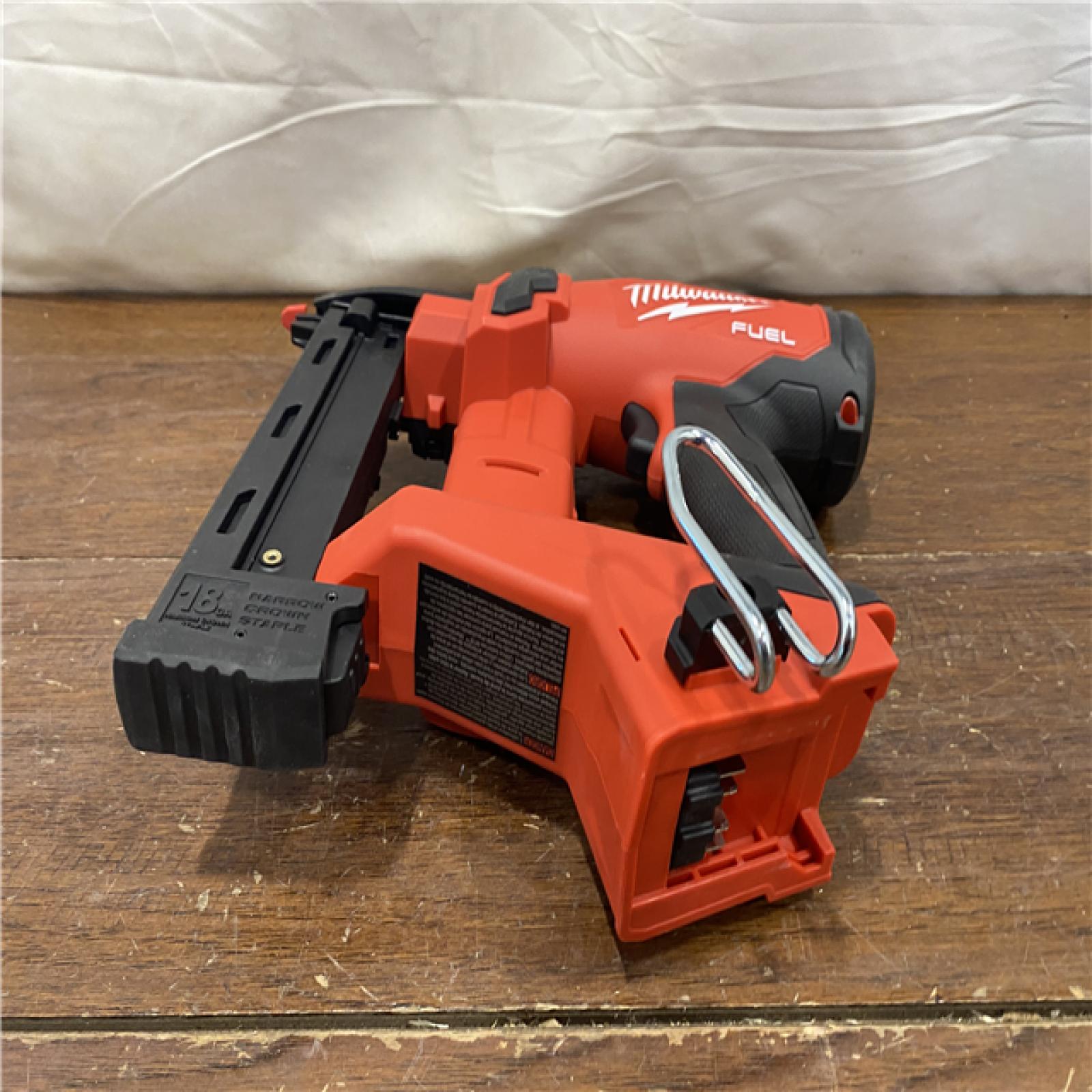 AS-IS MILWAUKEE M18 FUEL 18-Volt Lithium-Ion Brushless Cordless 18-Gauge 1/4 in. Narrow Crown Stapler (Tool-Only)