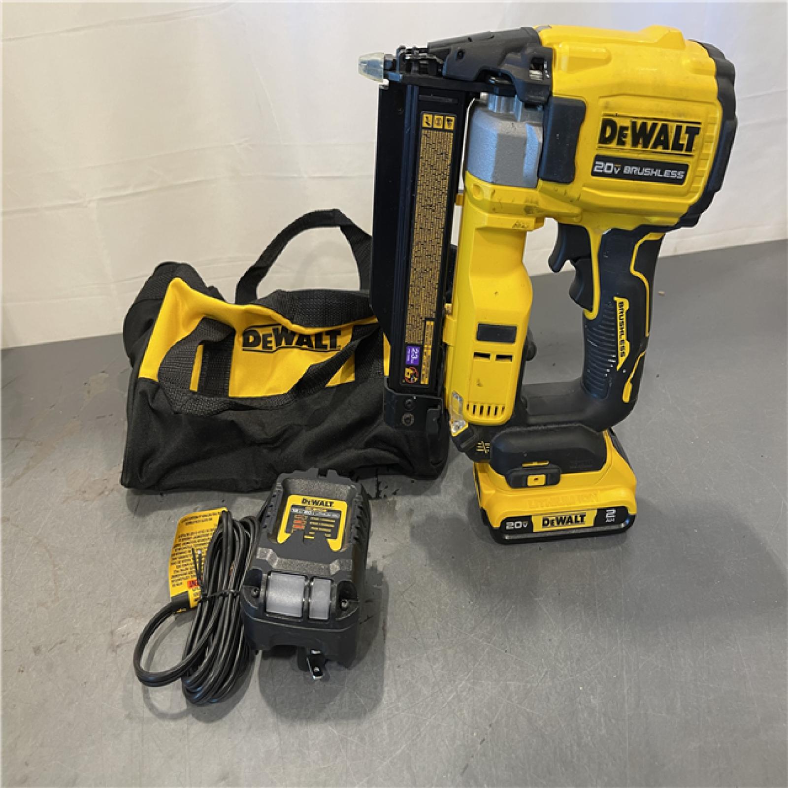 AS-IS - DeWalt ATOMIC 20V MAX Lithium Ion Cordless 23 Gauge Pin Nailer Kit