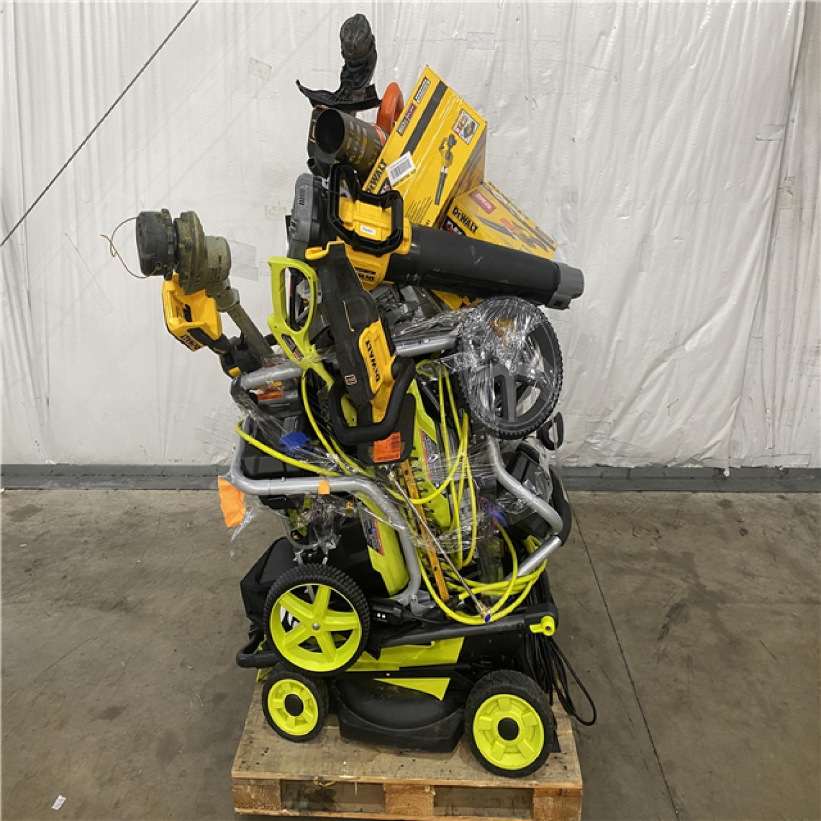 Houston Location AS IS - Tool Pallet